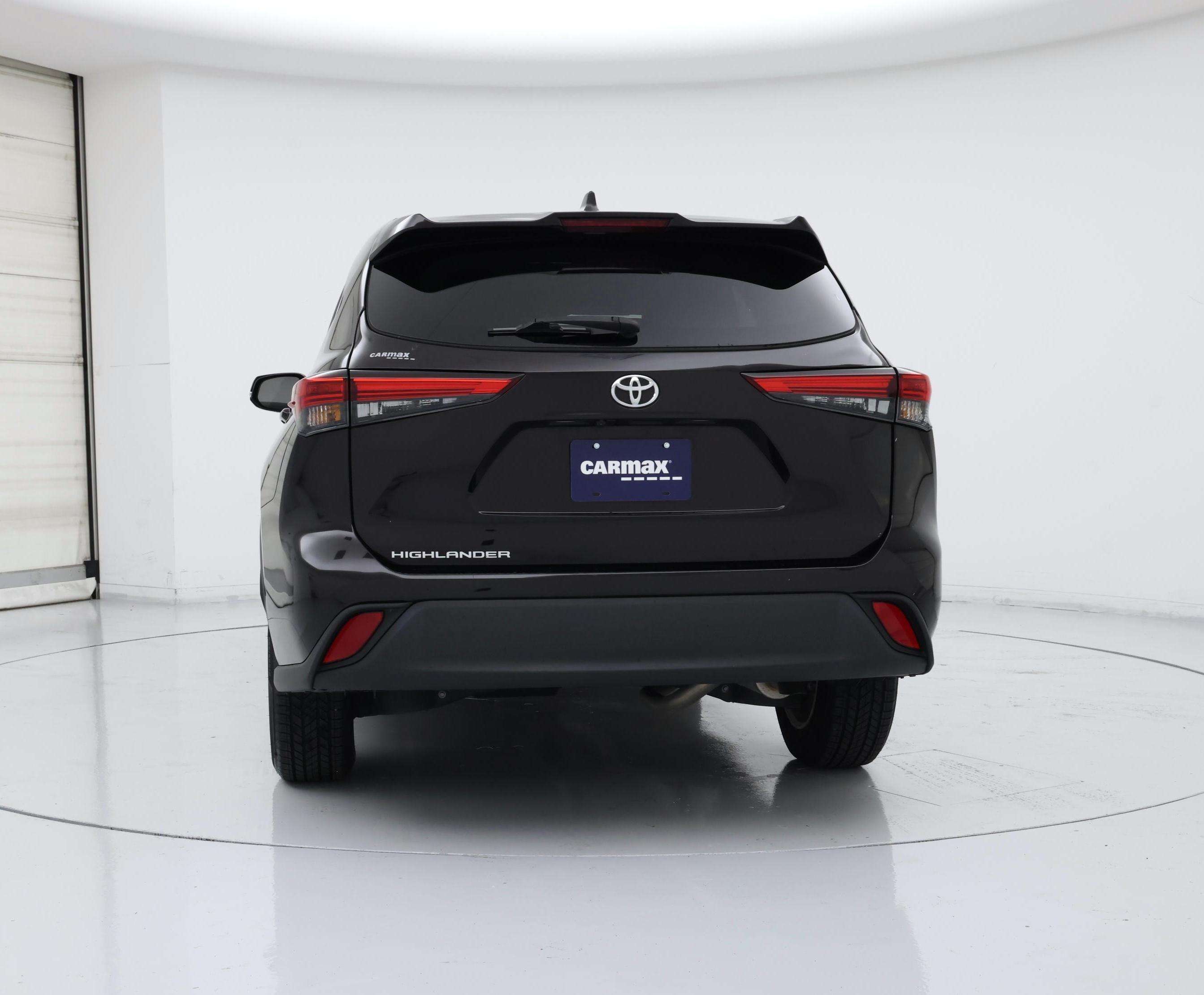 Thumbnail: 2022 Toyota Highlander - 6