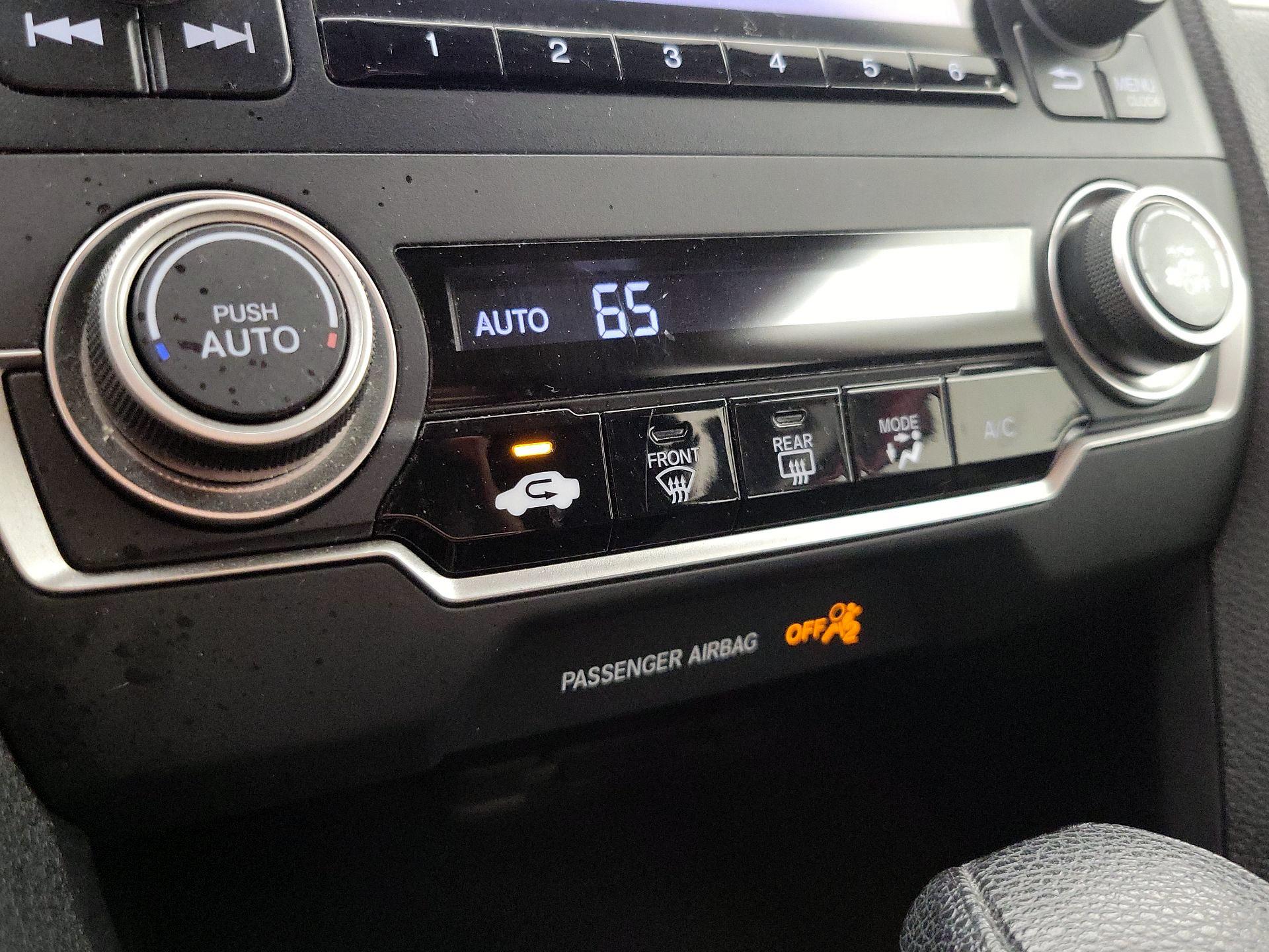 Thumbnail: 2016 Honda Civic - 16