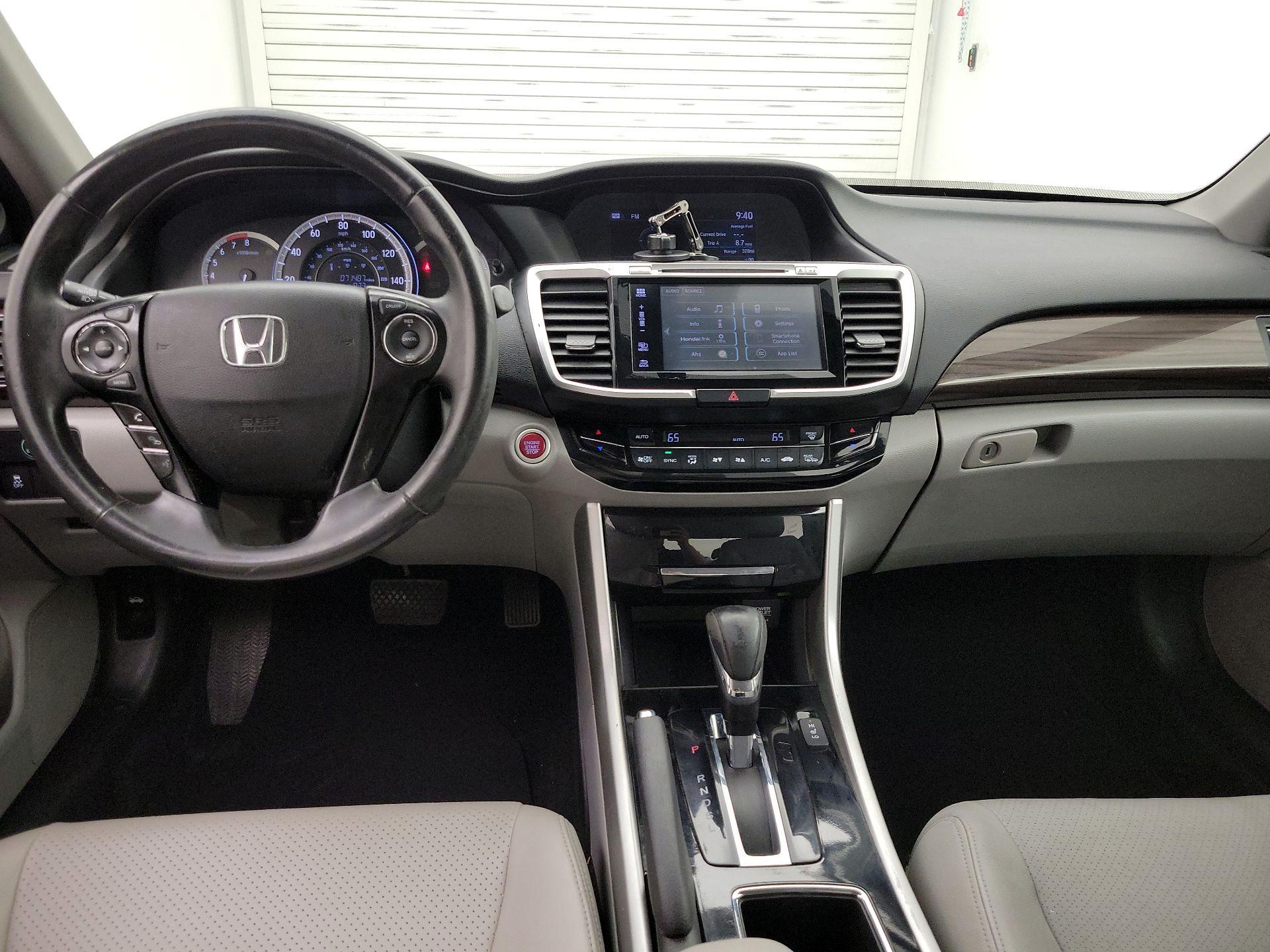 Thumbnail: 2017 Honda Accord - 9