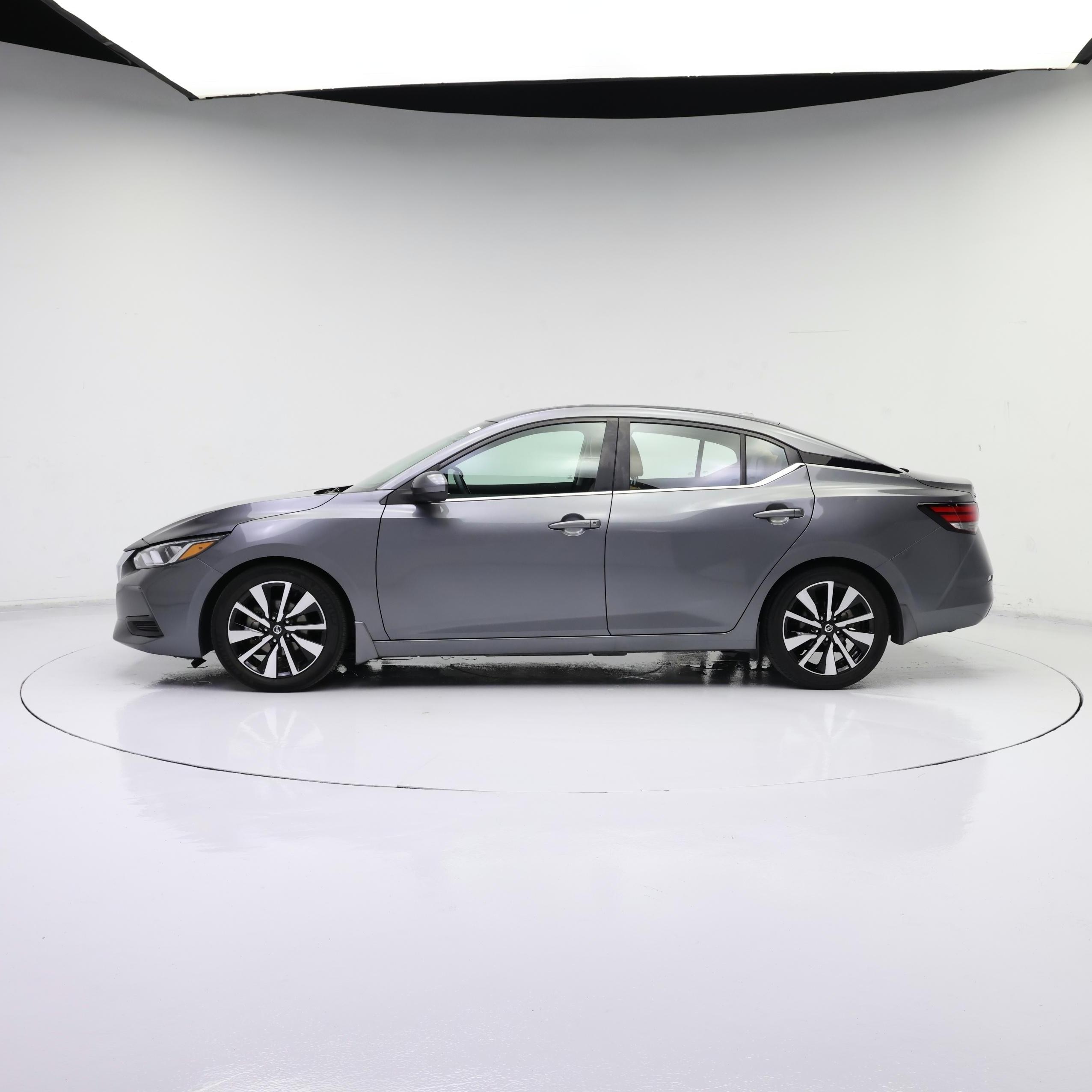 Thumbnail: 2021 Nissan Sentra - 3
