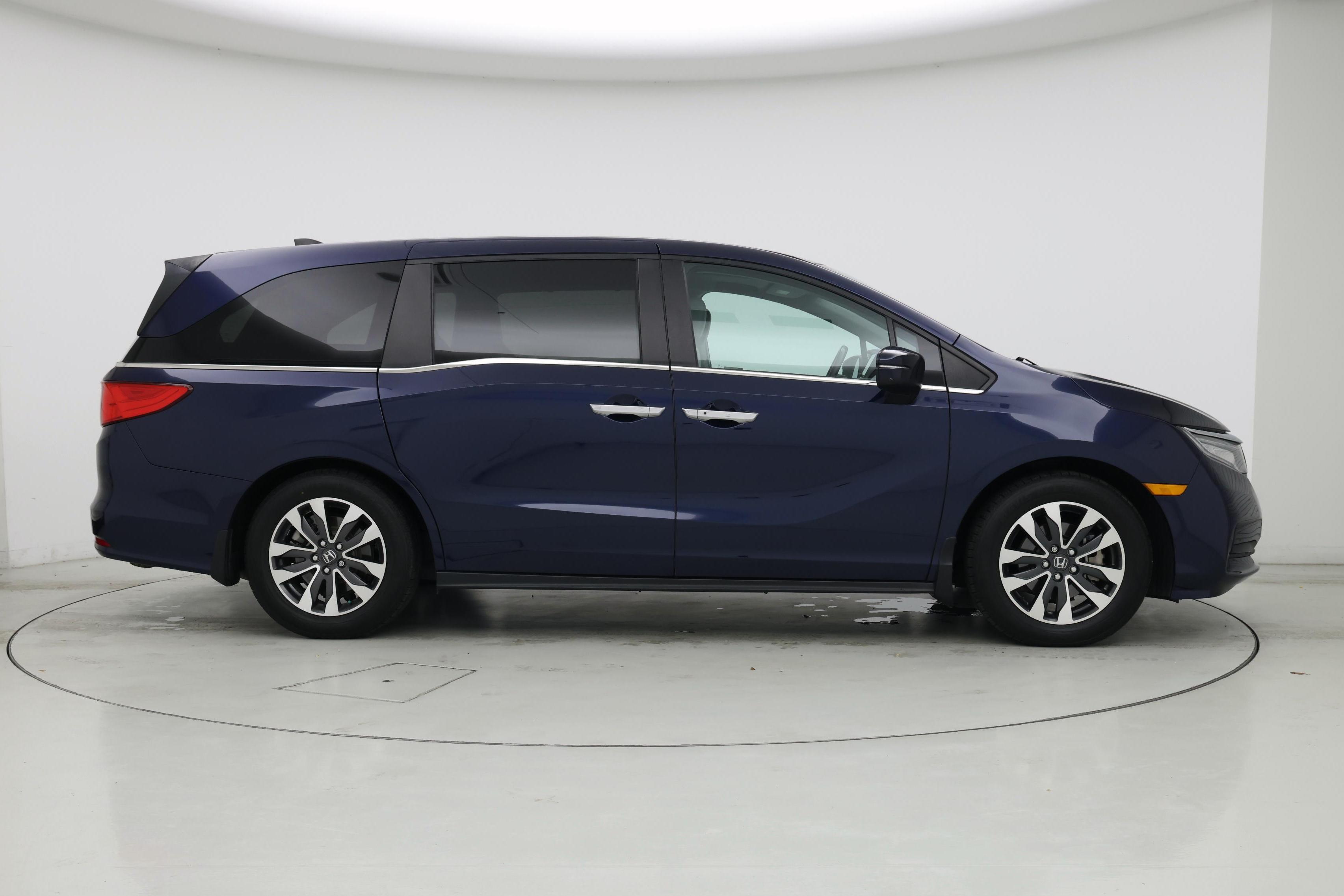 Thumbnail: 2021 Honda Odyssey - 7