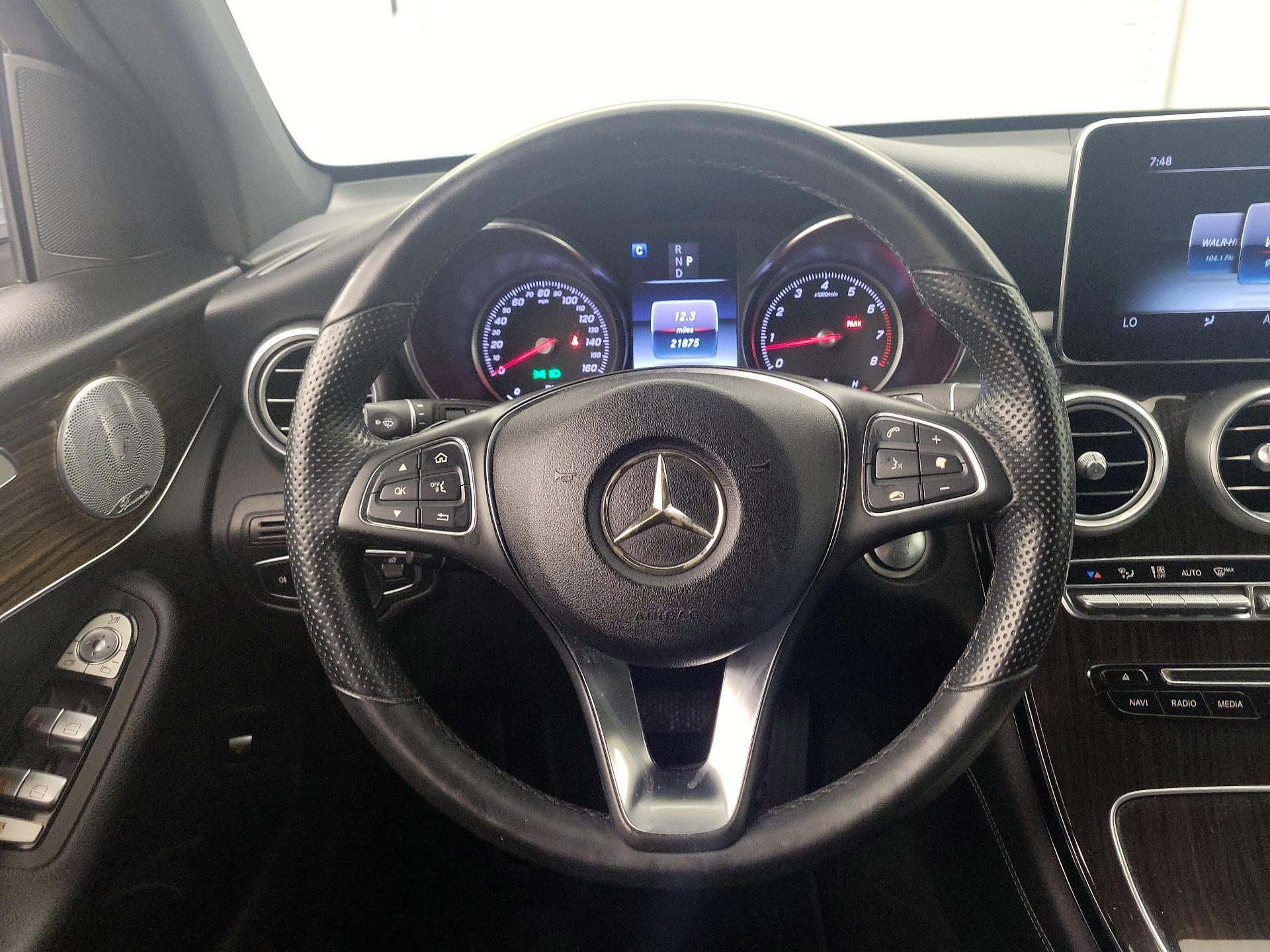Thumbnail: 2018 Mercedes-Benz GLC - 10