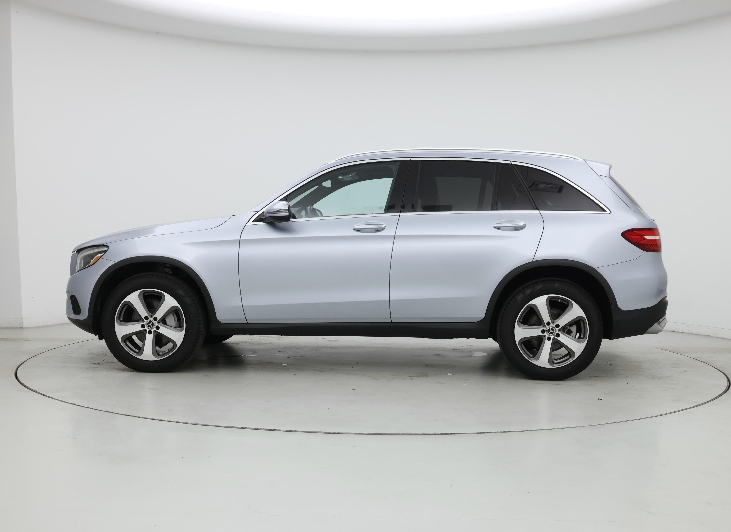 Thumbnail: 2018 Mercedes-Benz GLC - 3