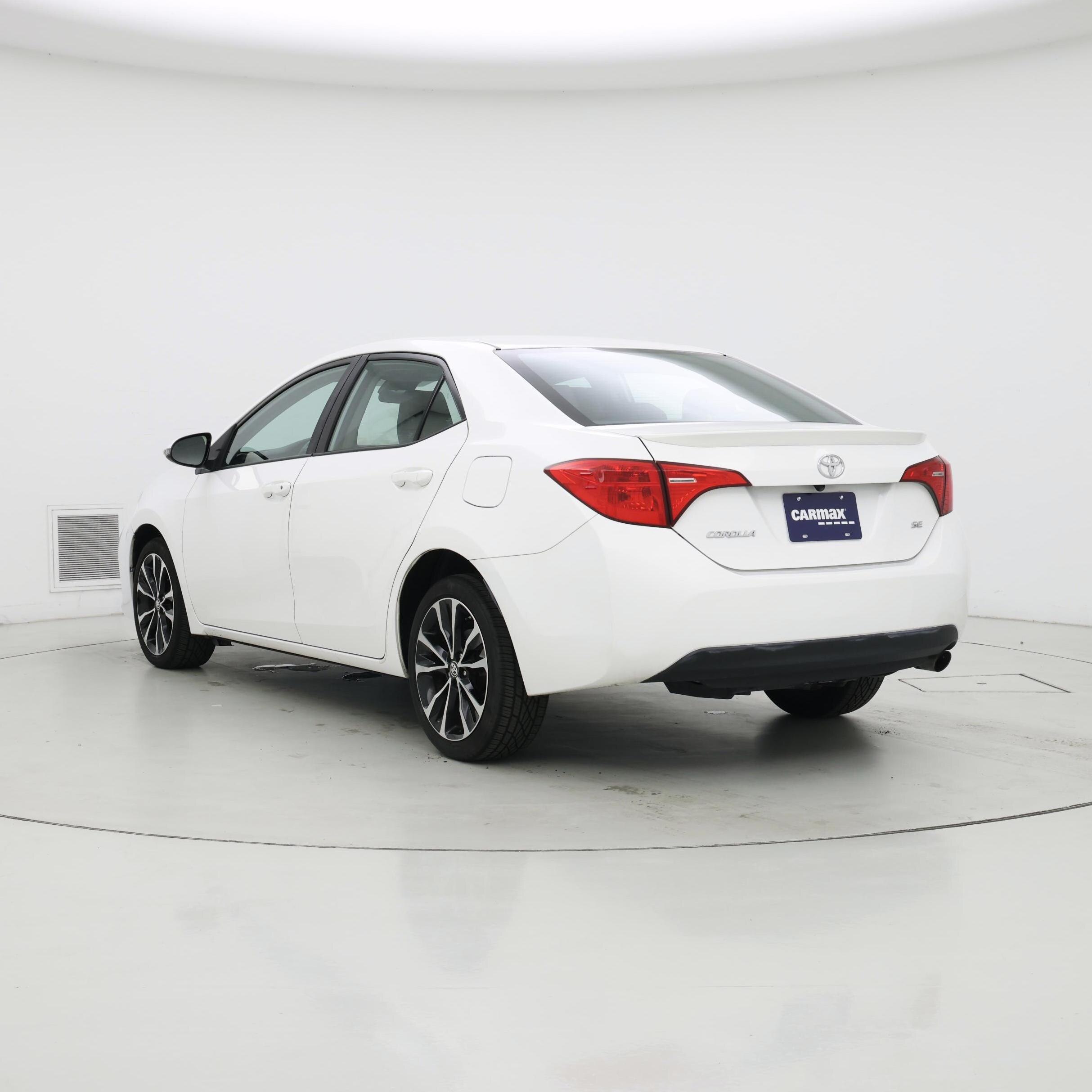 Thumbnail: 2017 Toyota Corolla - 2