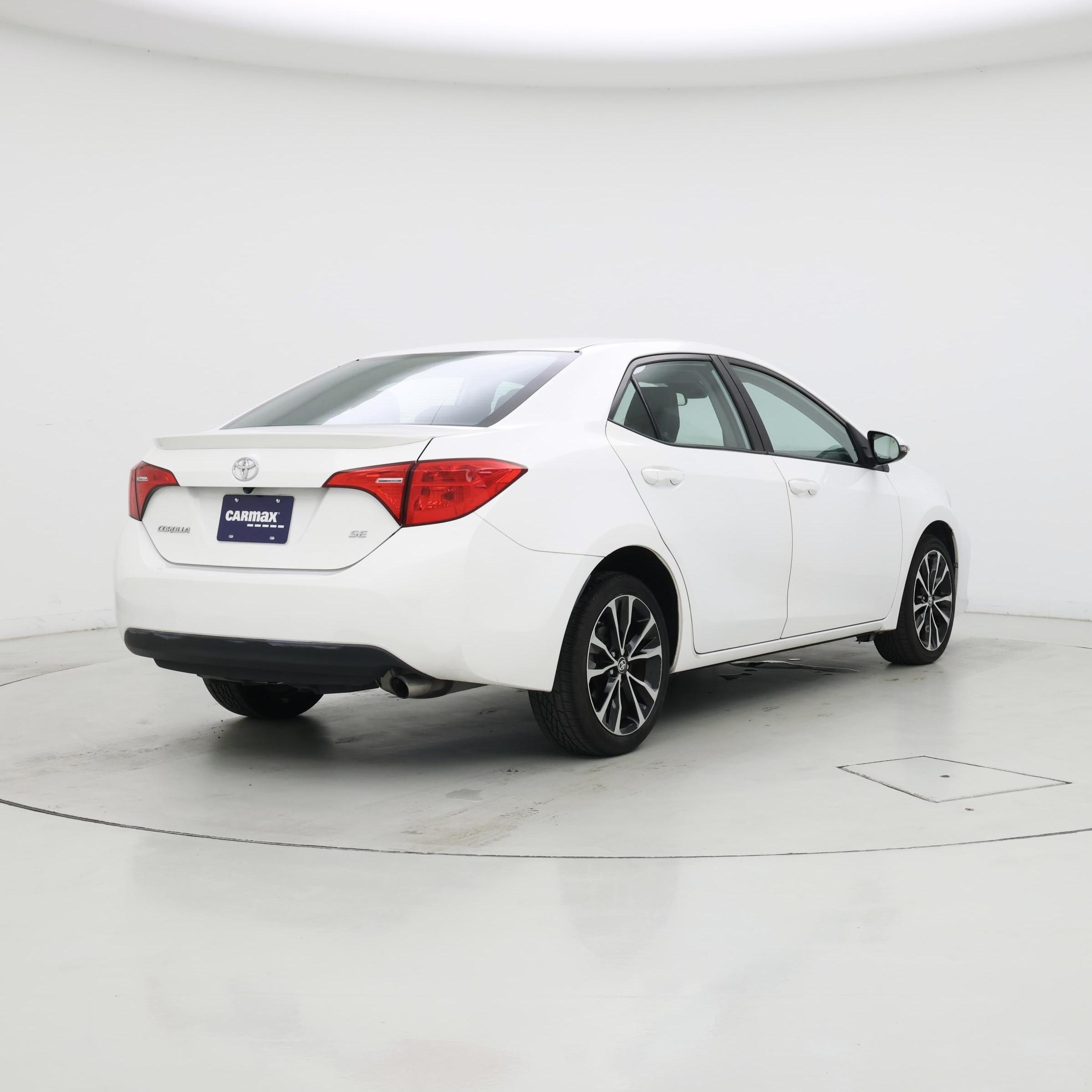 Thumbnail: 2017 Toyota Corolla - 8