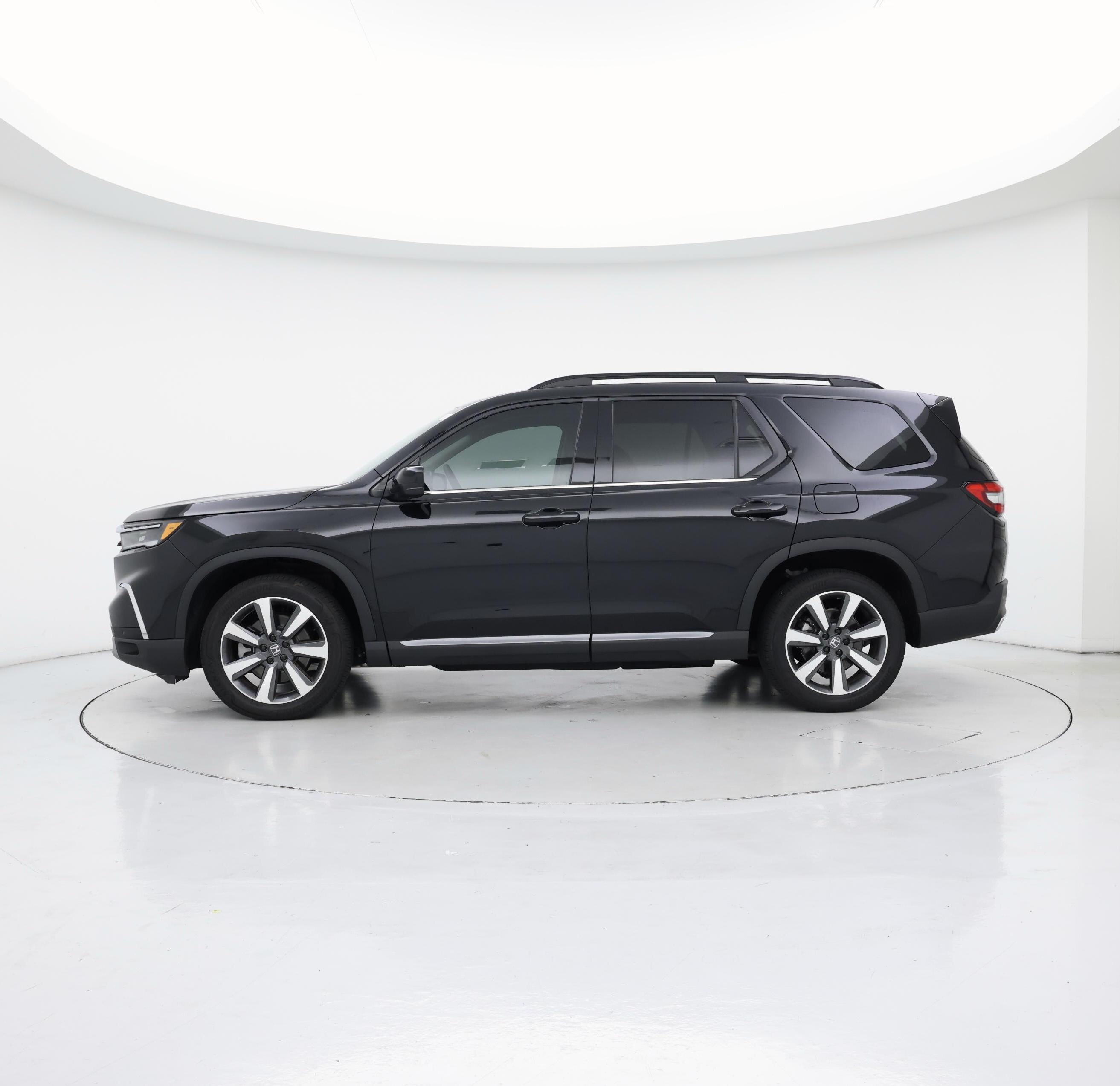 Thumbnail: 2024 Honda Pilot - 3