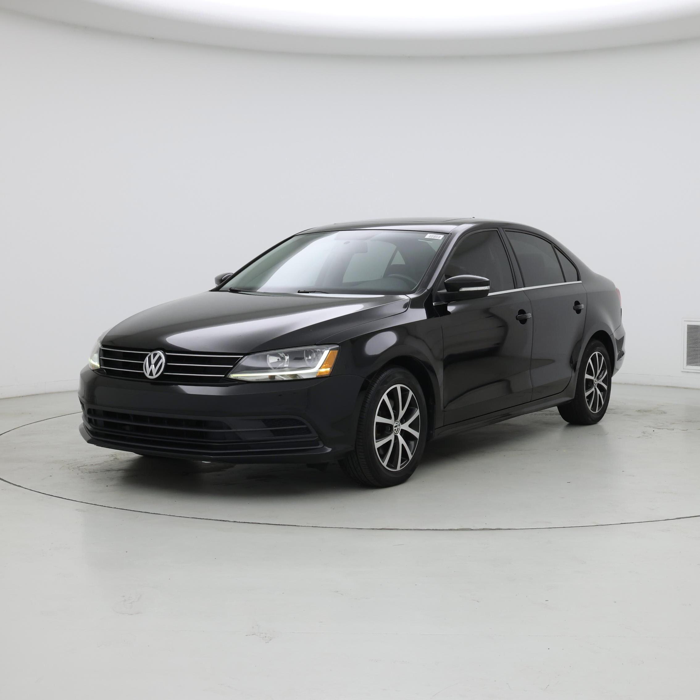 Thumbnail: 2017 Volkswagen Jetta - 4