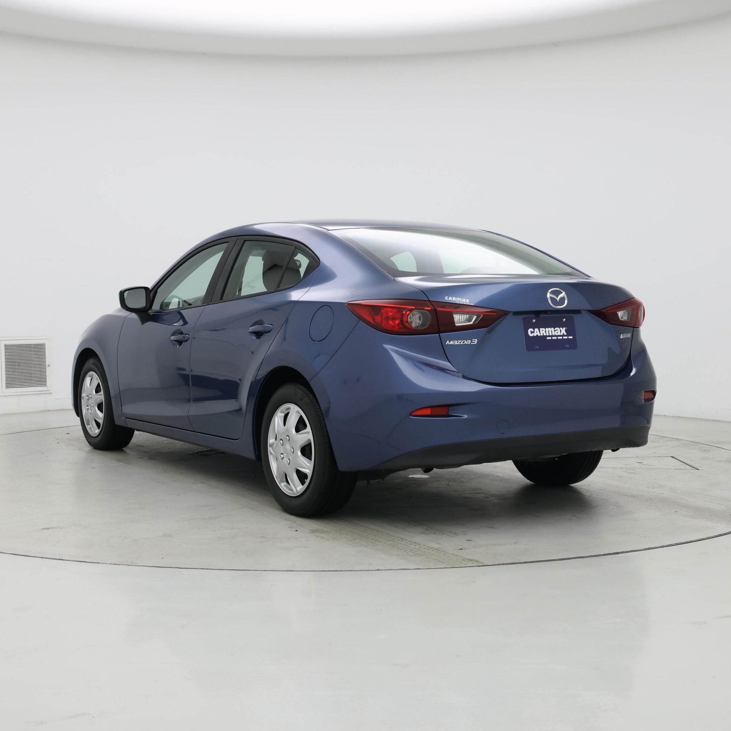 Thumbnail: 2018 Mazda Mazda3 - 2
