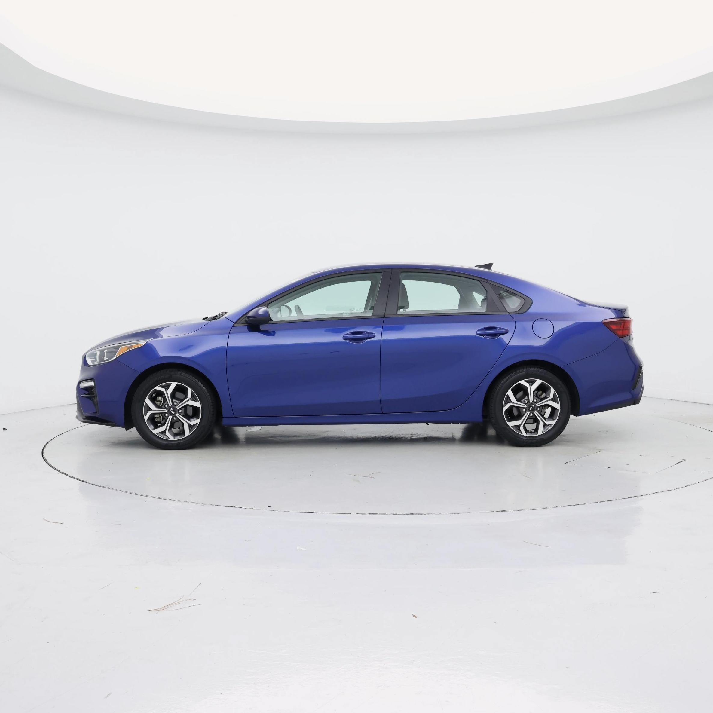 Thumbnail: 2020 Kia Forte - 3