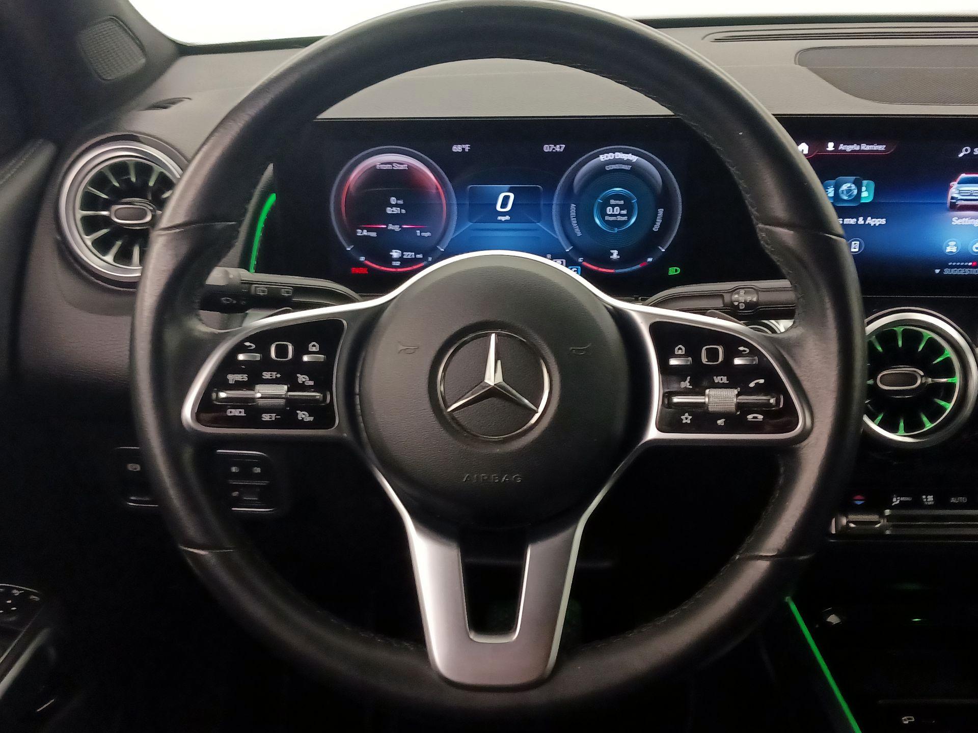 Thumbnail: 2022 Mercedes-Benz GLB - 10