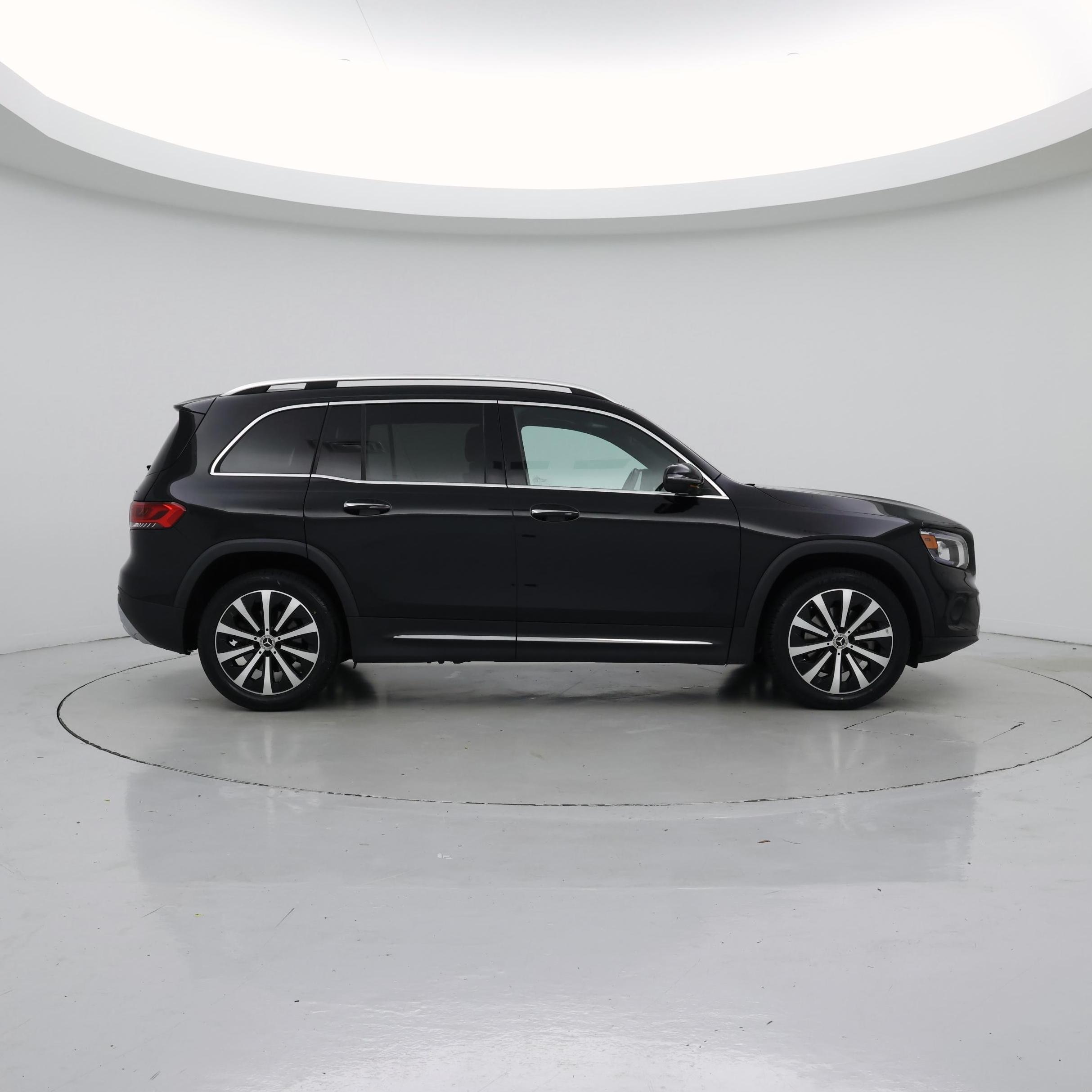 Thumbnail: 2022 Mercedes-Benz GLB - 7