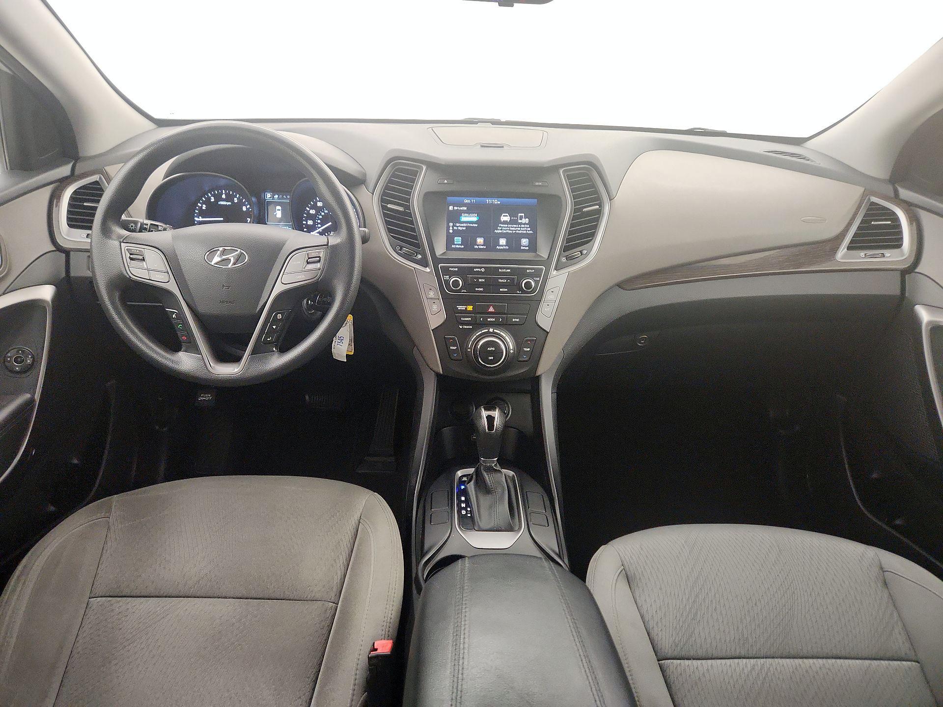 Thumbnail: 2017 Hyundai Santa Fe - 9