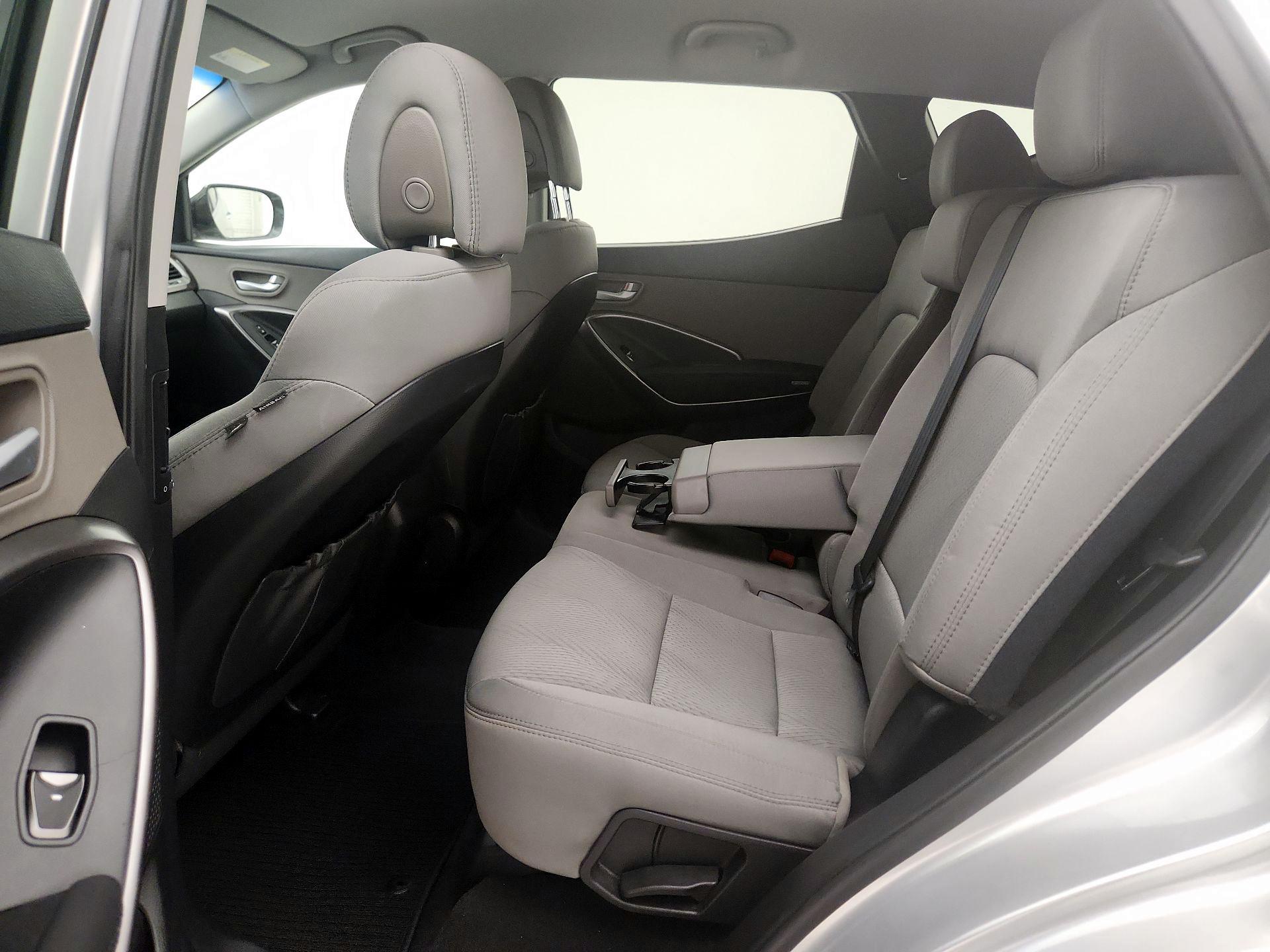 Thumbnail: 2017 Hyundai Santa Fe - 19