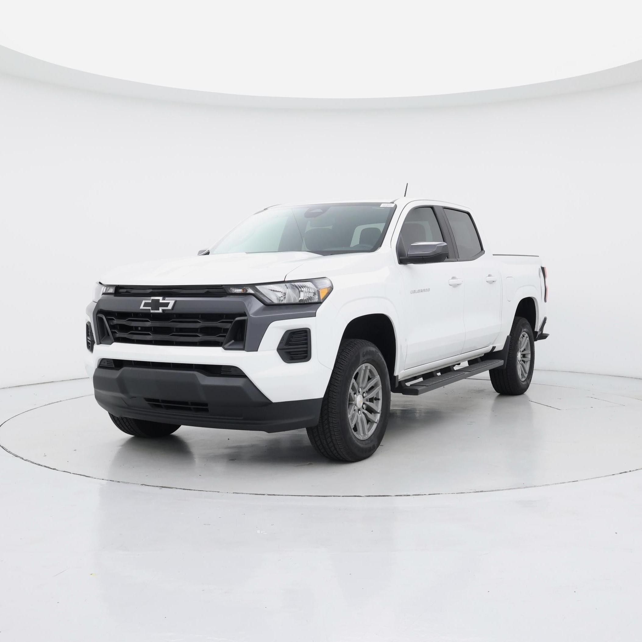 Thumbnail: 2024 Chevrolet Colorado - 4