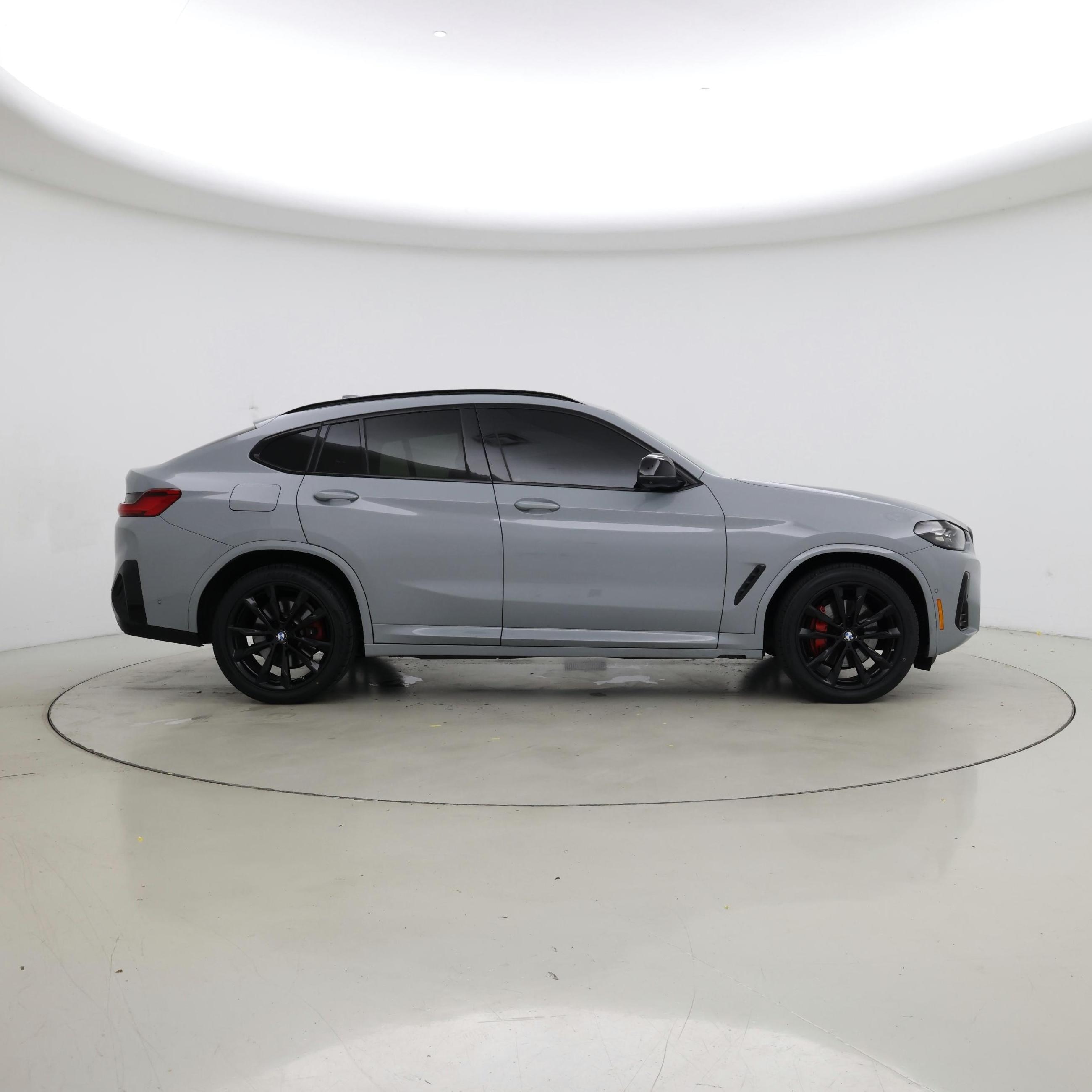 Thumbnail: 2022 BMW X4 - 7
