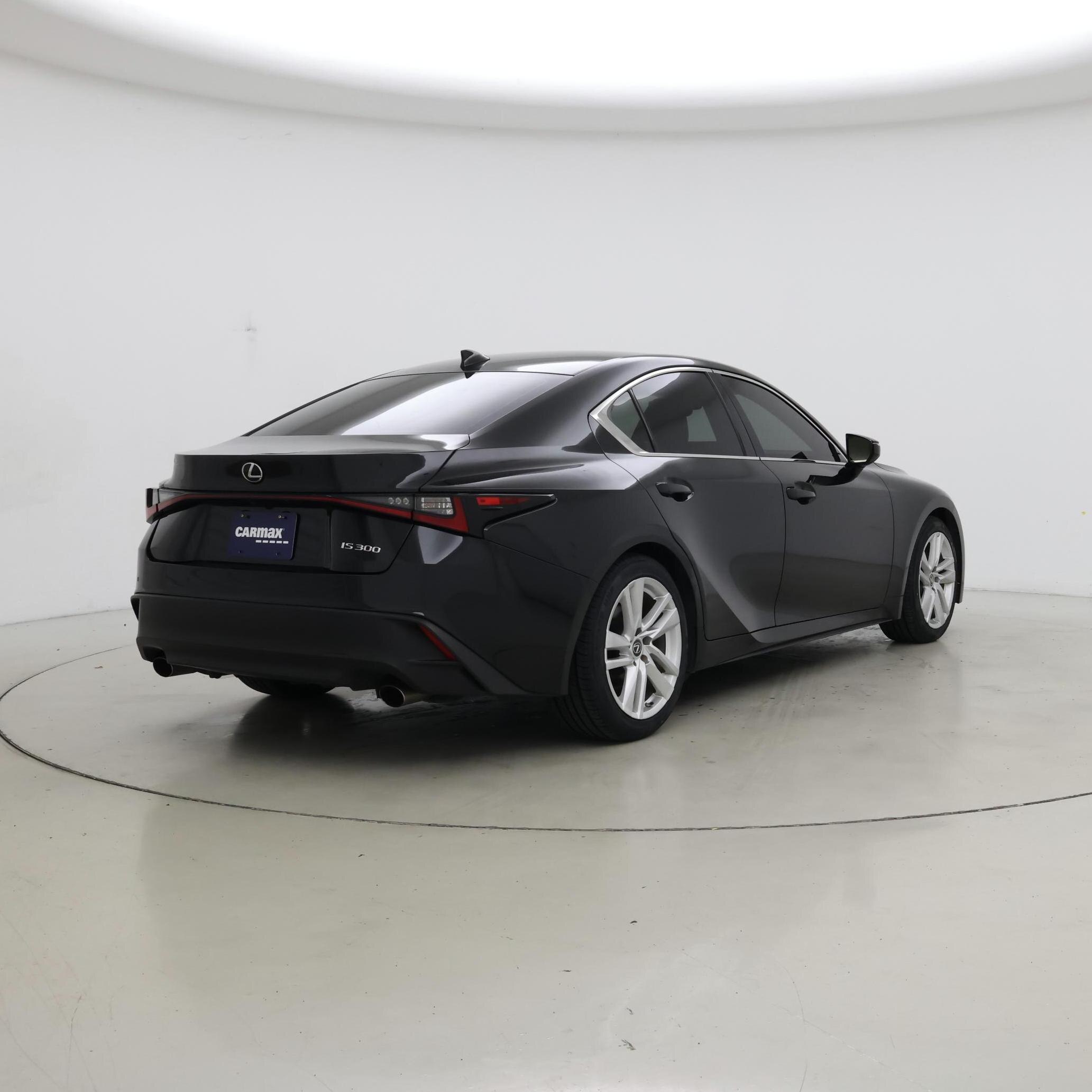 Thumbnail: 2021 Lexus IS - 8