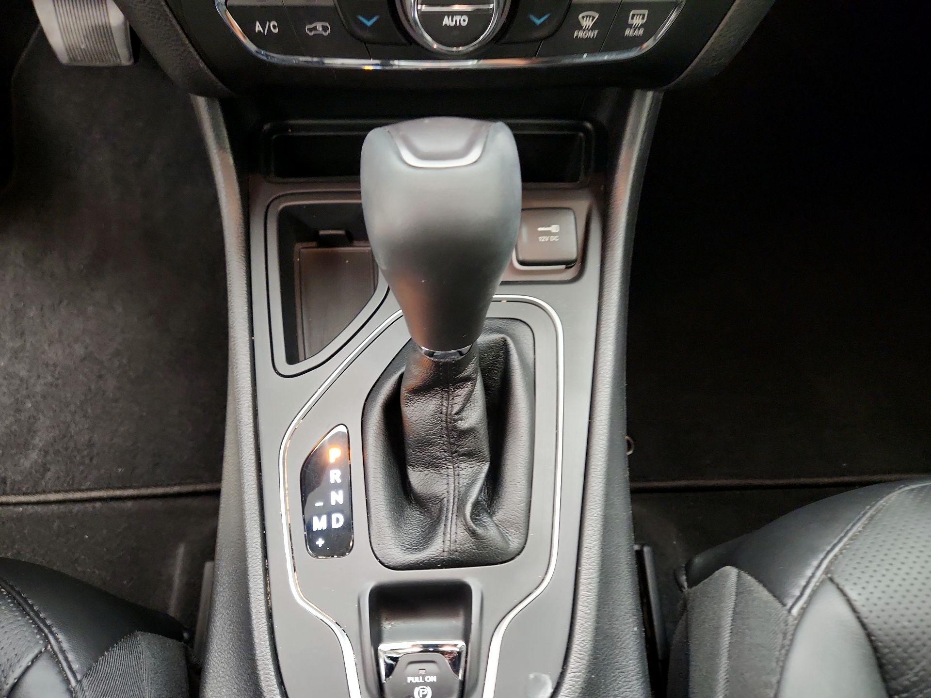 Thumbnail: 2021 Jeep Cherokee - 17