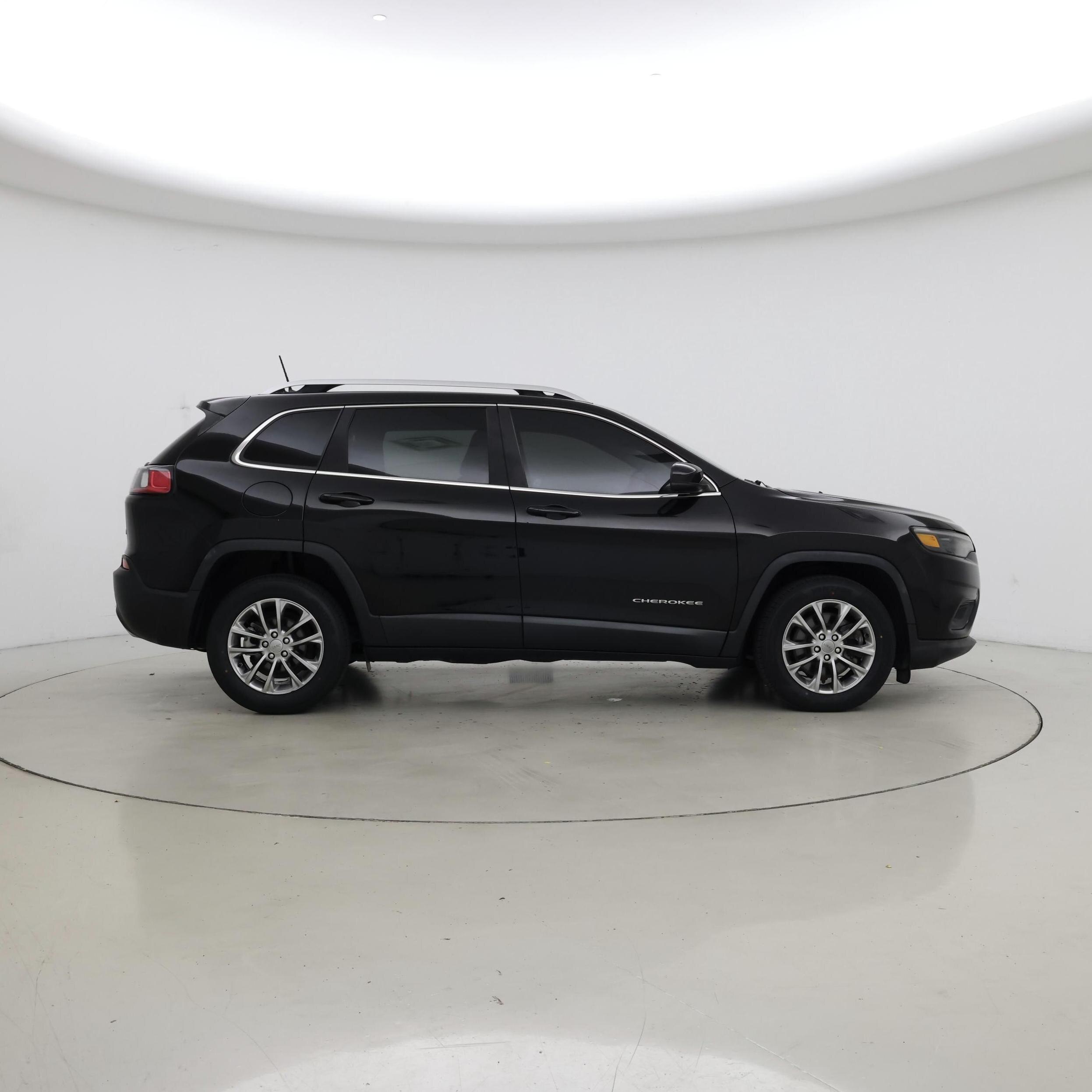 Thumbnail: 2021 Jeep Cherokee - 7