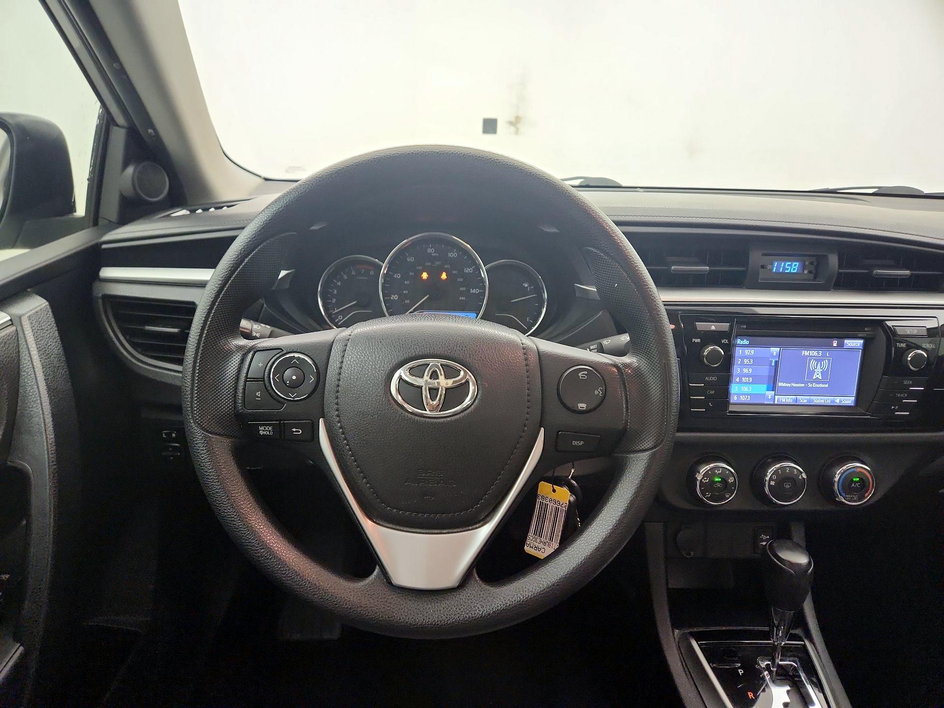 Thumbnail: 2016 Toyota Corolla - 10