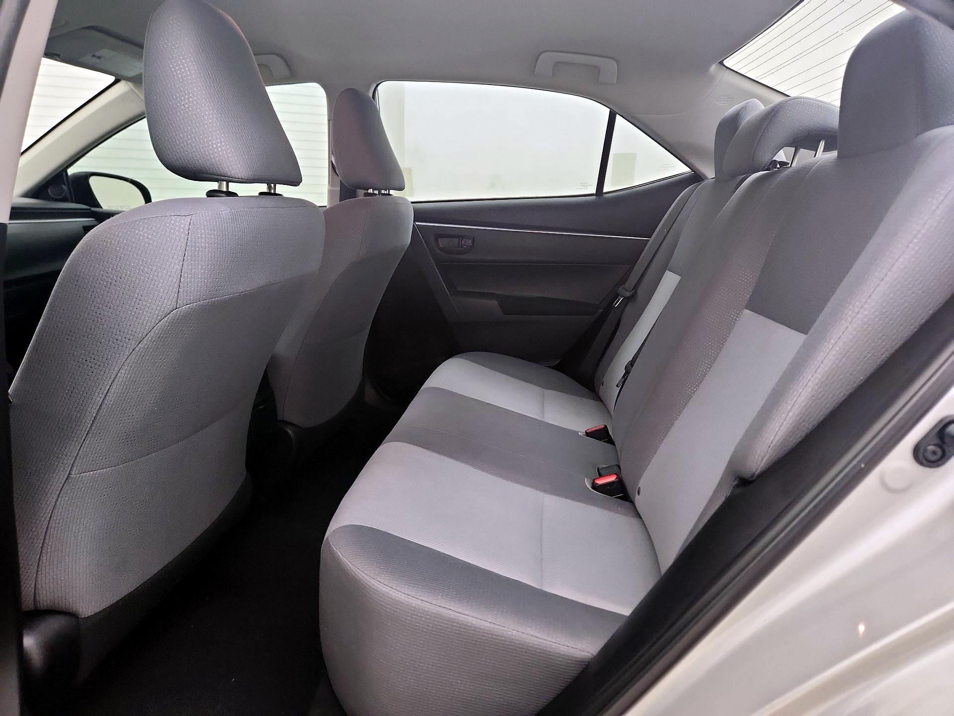 Thumbnail: 2016 Toyota Corolla - 18