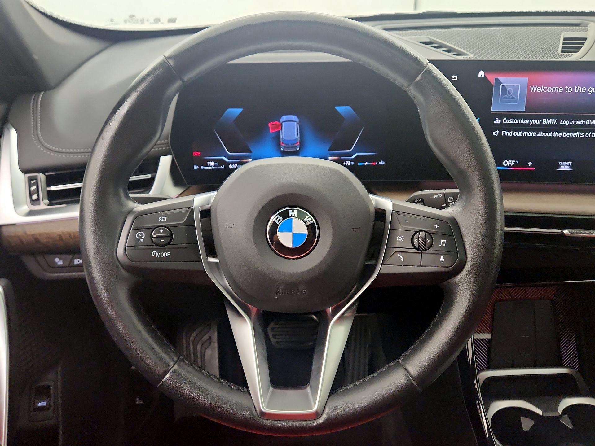 Thumbnail: 2023 BMW X1 - 10