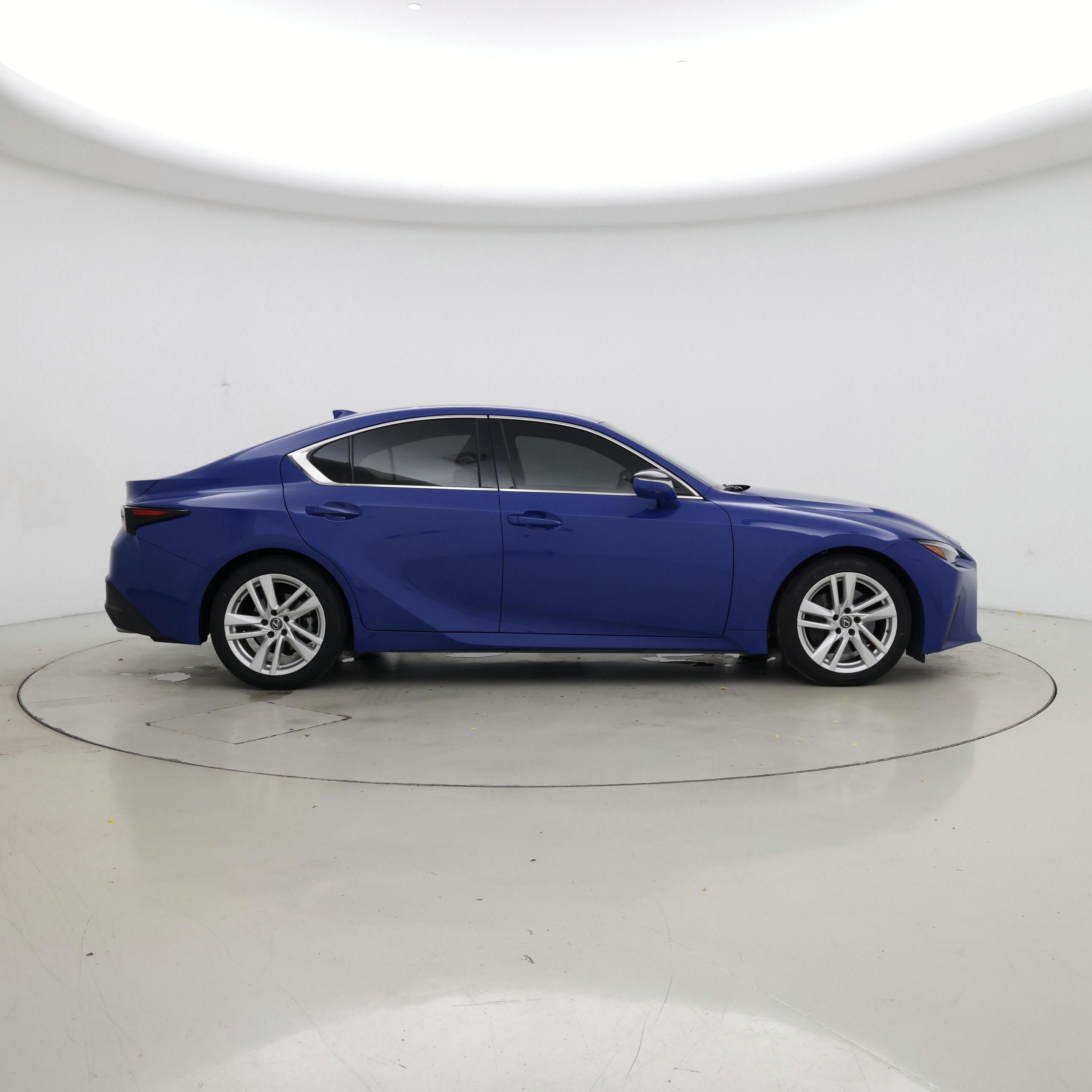 Thumbnail: 2022 Lexus IS - 7