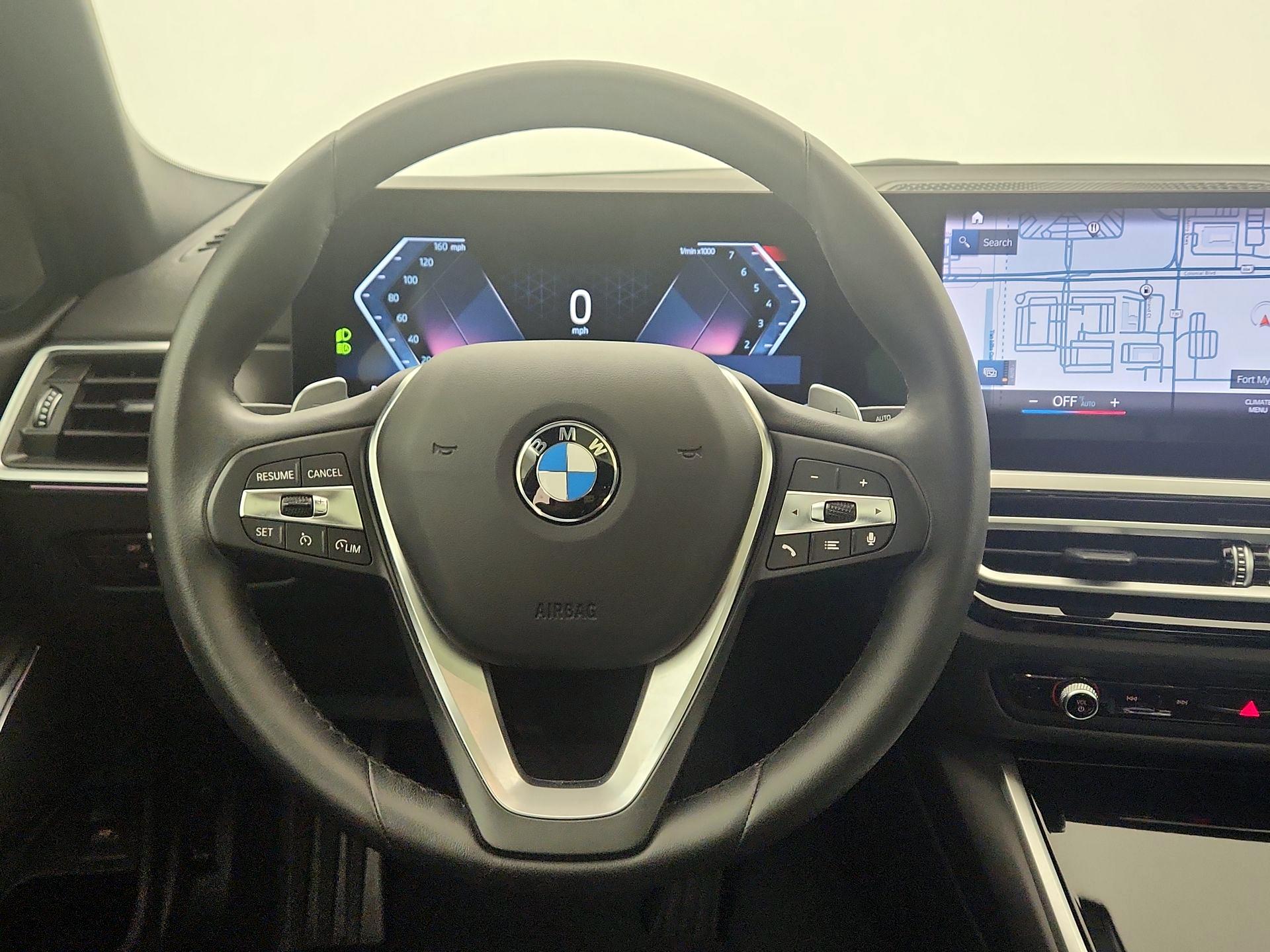 Thumbnail: 2024 BMW 3 Series - 10
