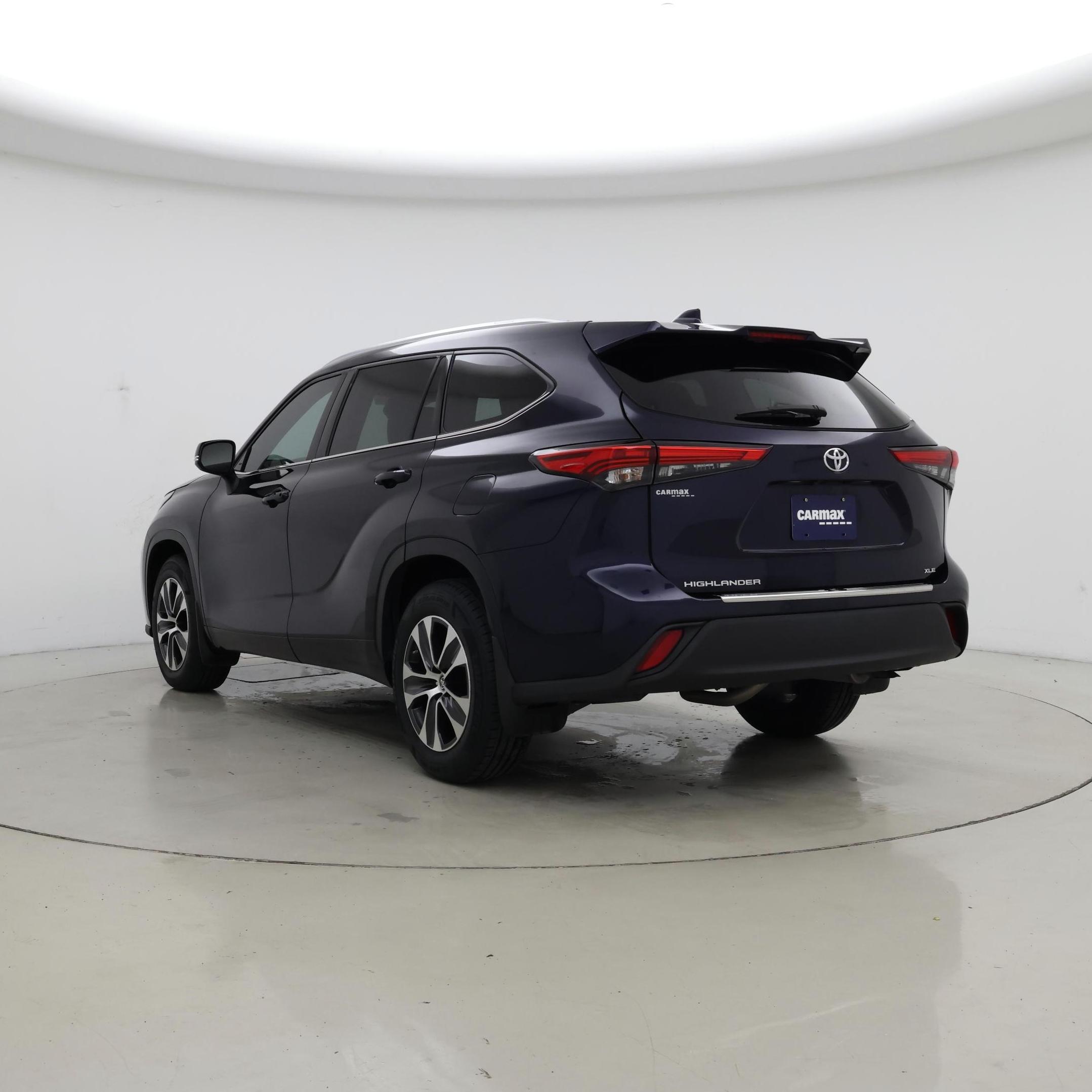 Thumbnail: 2021 Toyota Highlander - 2