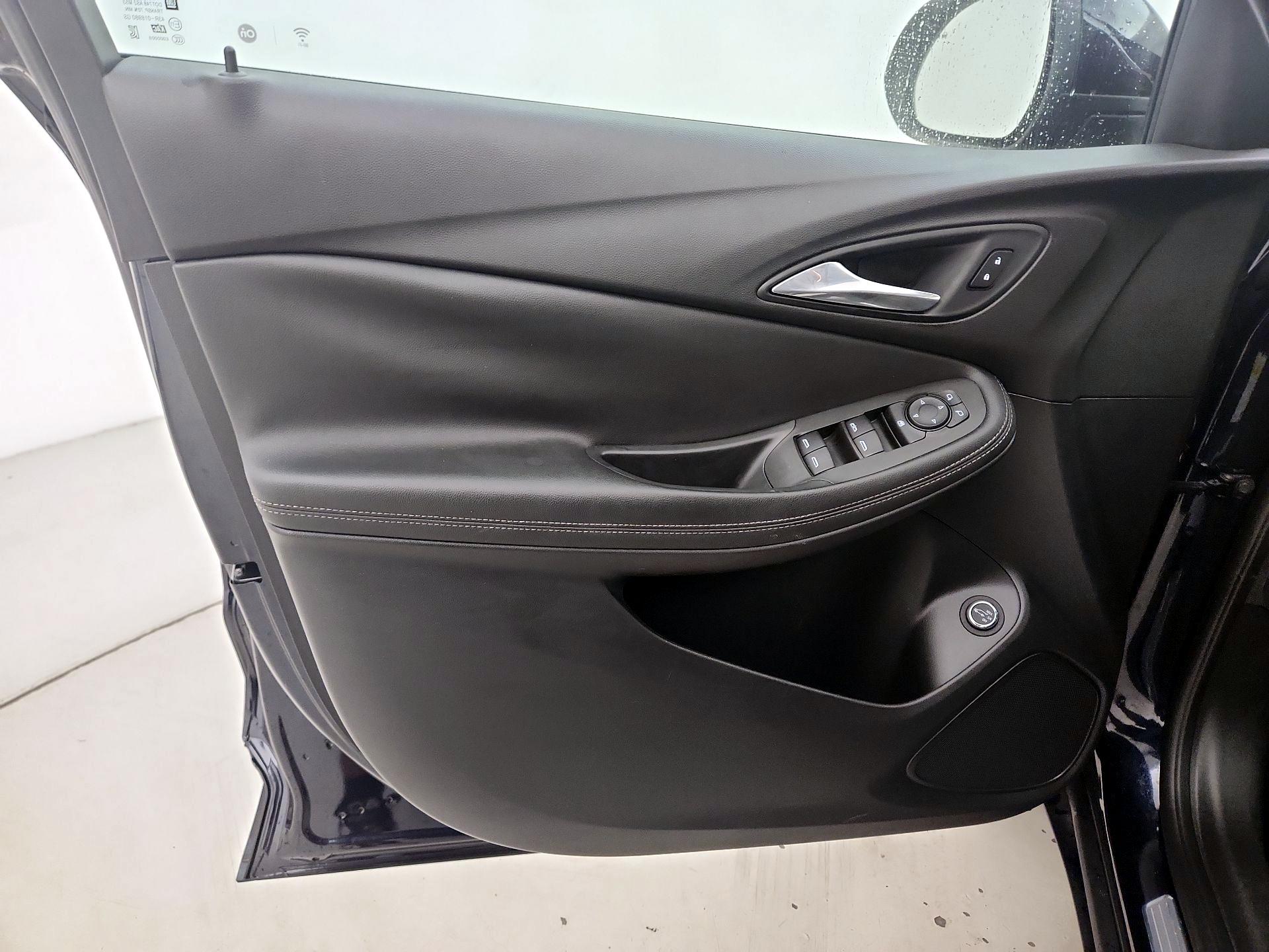 Thumbnail: 2020 Buick Encore GX - 12