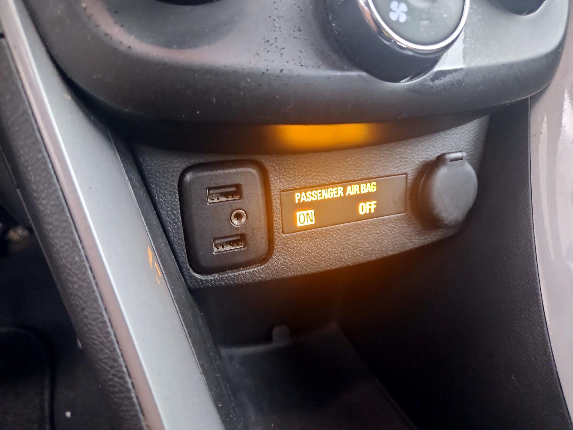 Thumbnail: 2020 Chevrolet Trax - 18