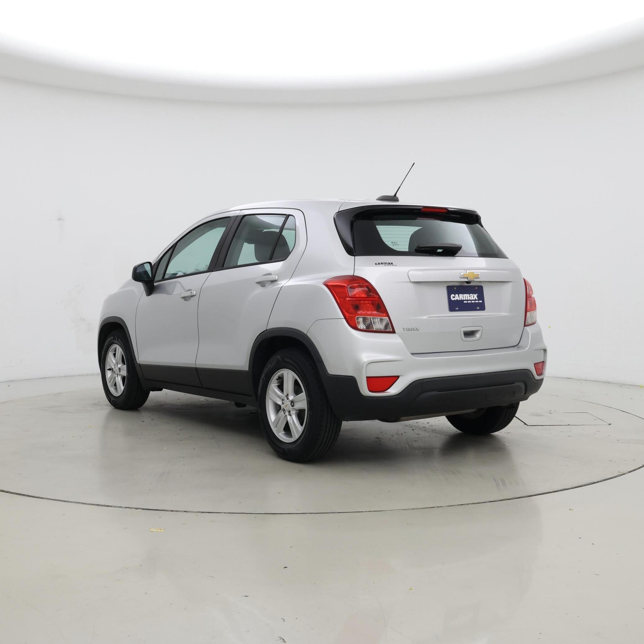 Thumbnail: 2020 Chevrolet Trax - 2
