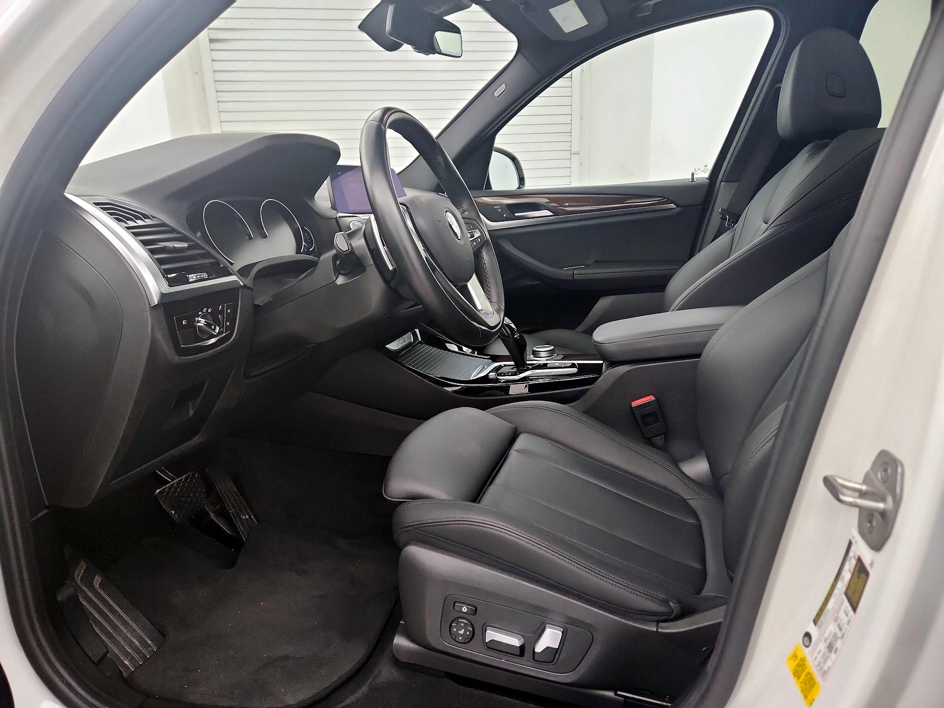 Thumbnail: 2020 BMW X3 - 11