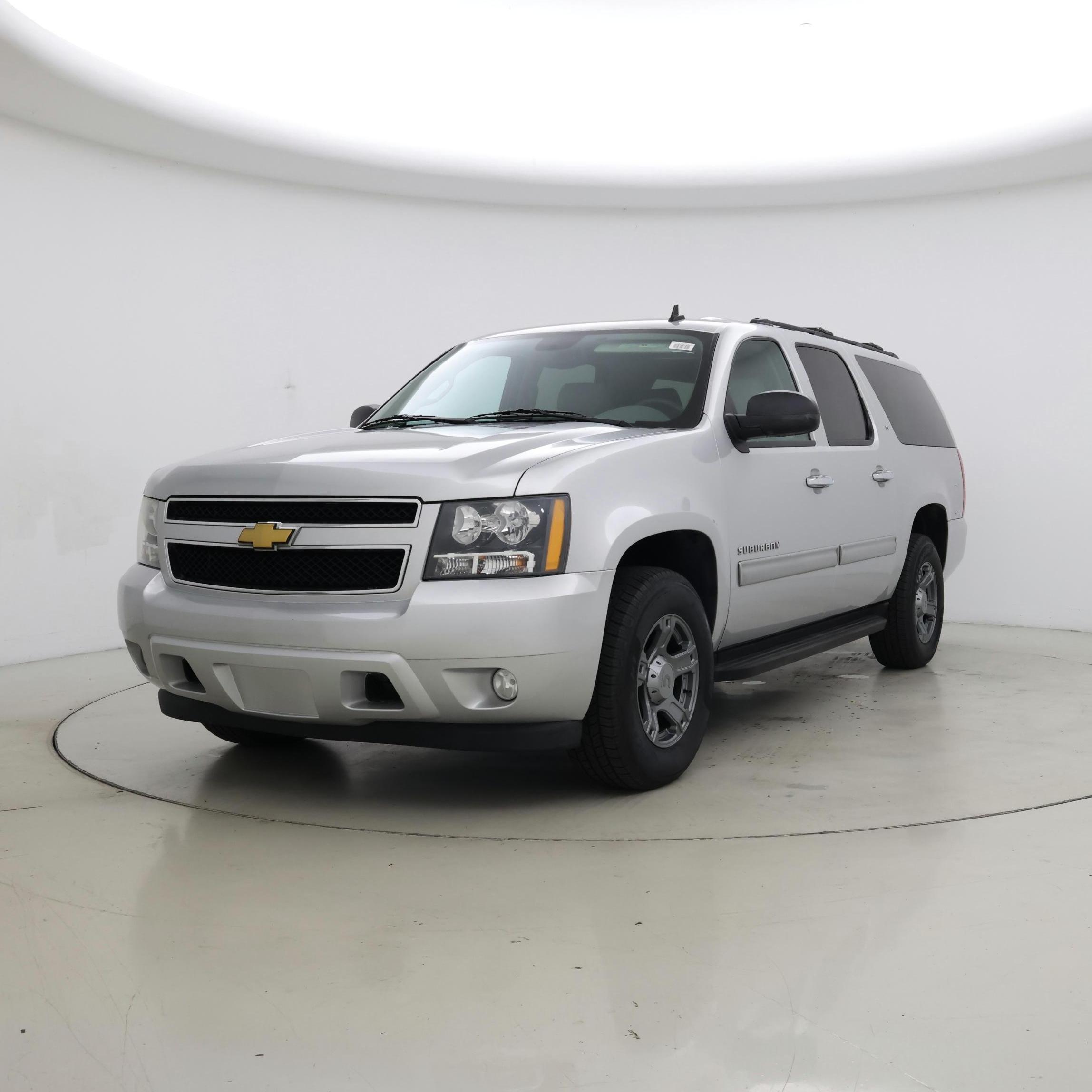 Thumbnail: 2014 Chevrolet Suburban - 4