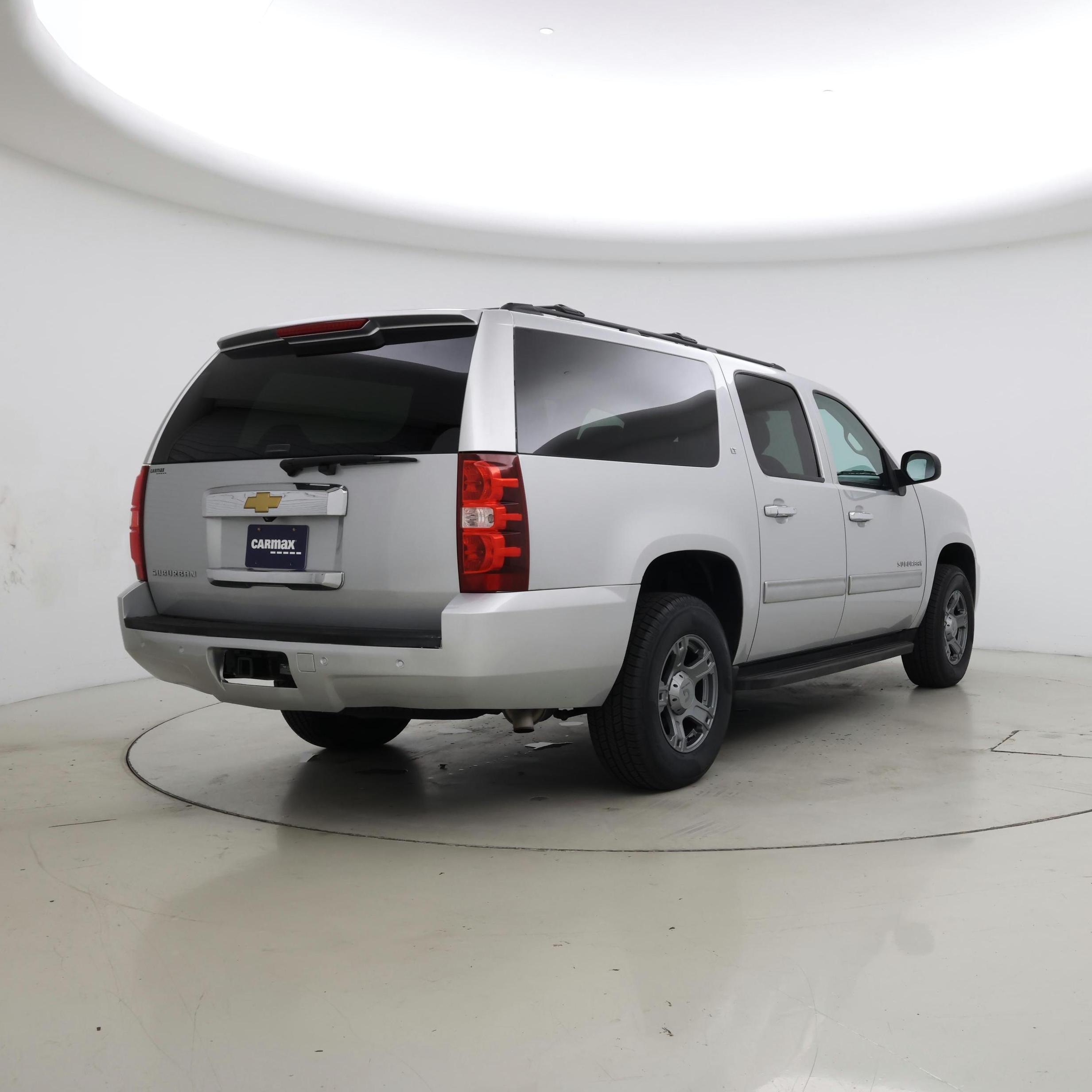 Thumbnail: 2014 Chevrolet Suburban - 8