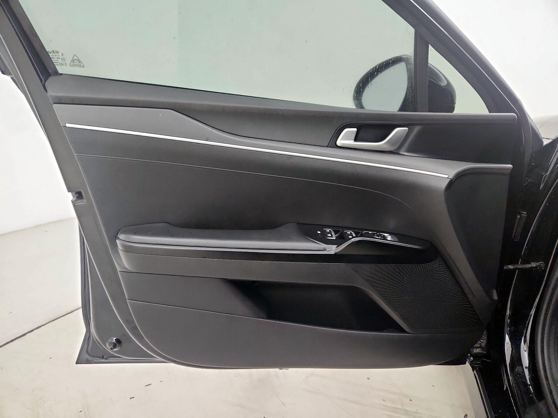 Thumbnail: 2021 Kia K5 - 12