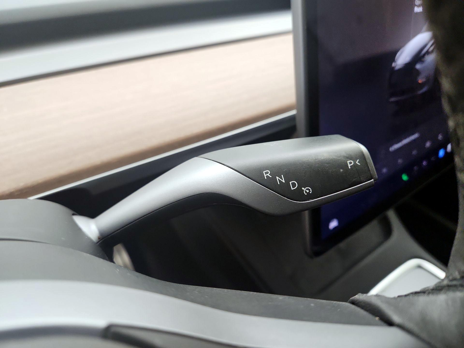 Thumbnail: 2022 Tesla Model Y - 17