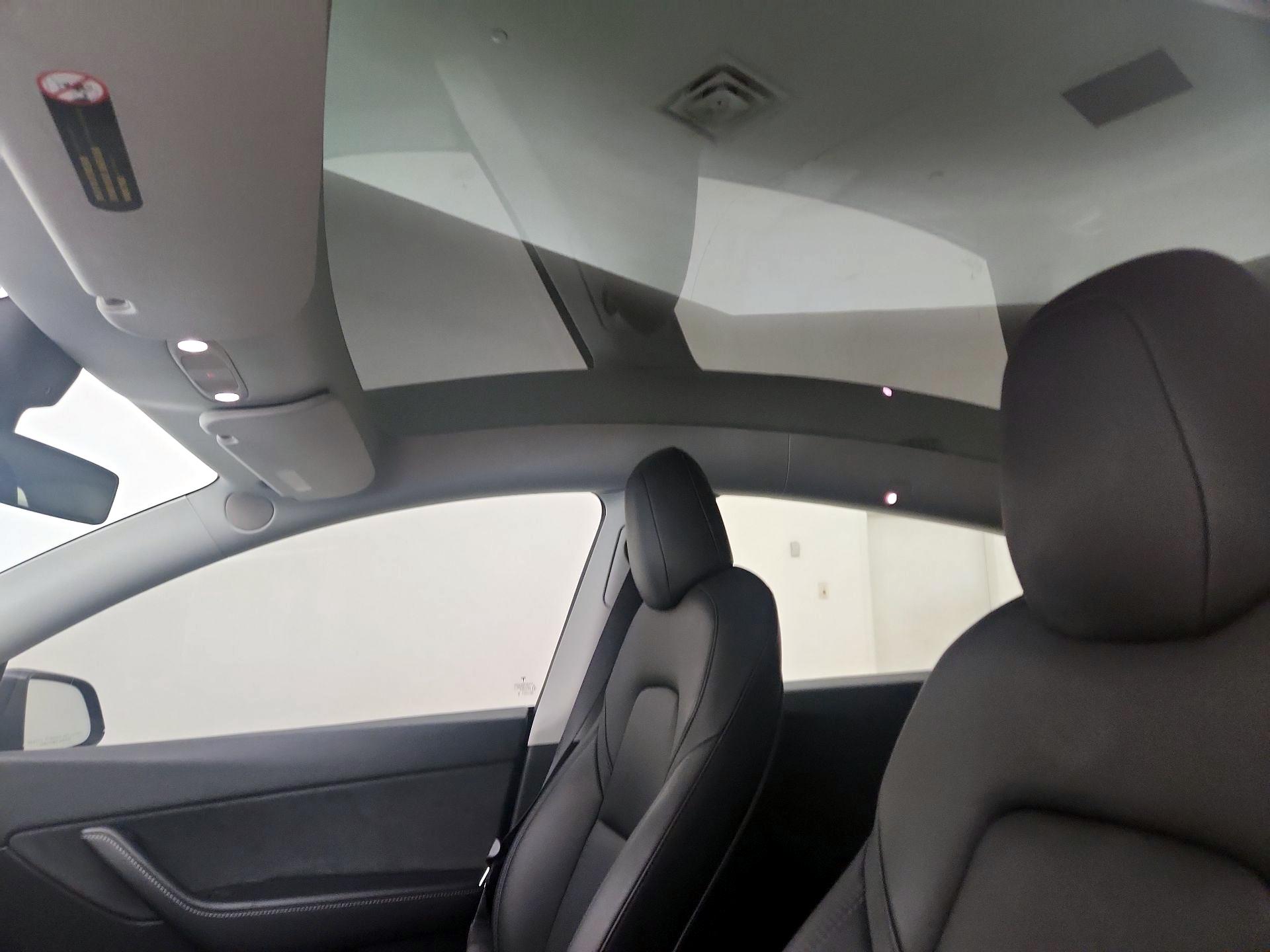 Thumbnail: 2022 Tesla Model Y - 18