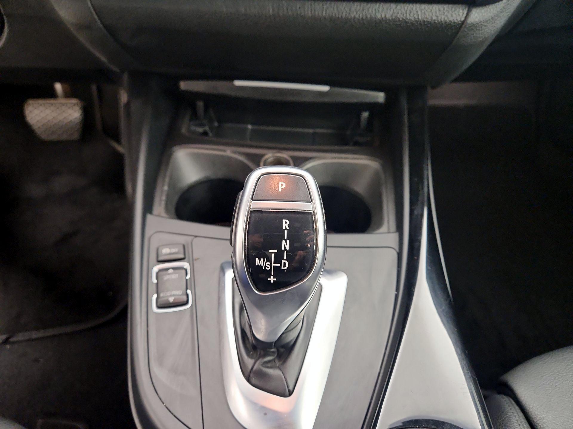 Thumbnail: 2016 BMW 2 Series - 16