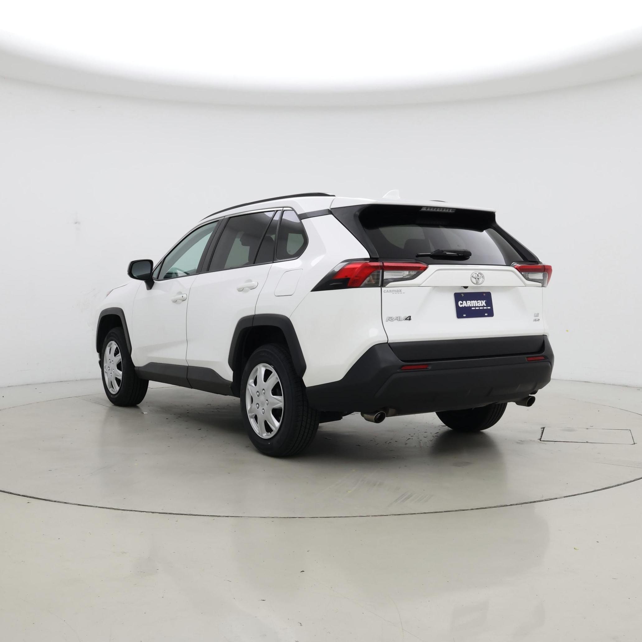 Thumbnail: 2019 Toyota RAV4 - 2