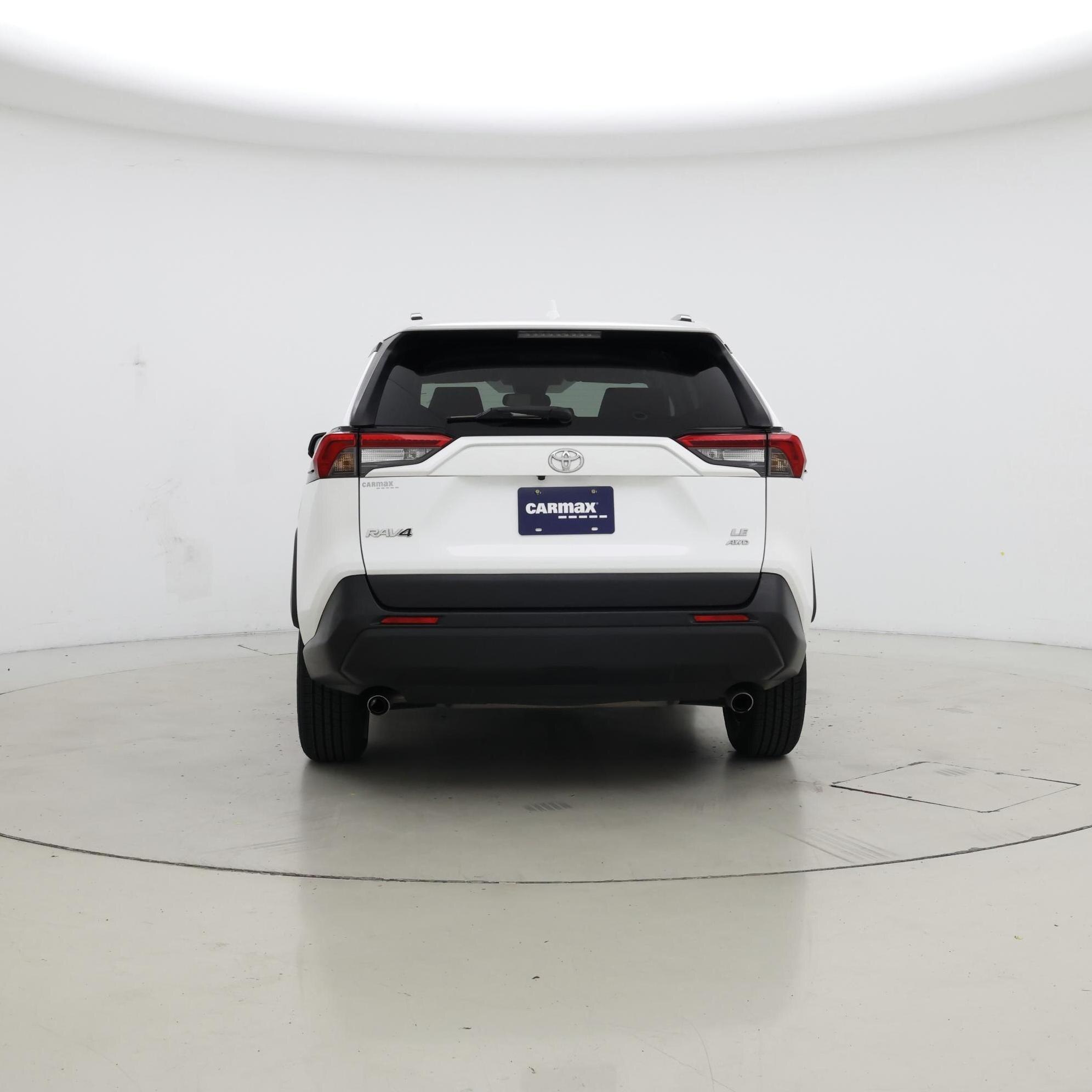 Thumbnail: 2019 Toyota RAV4 - 6