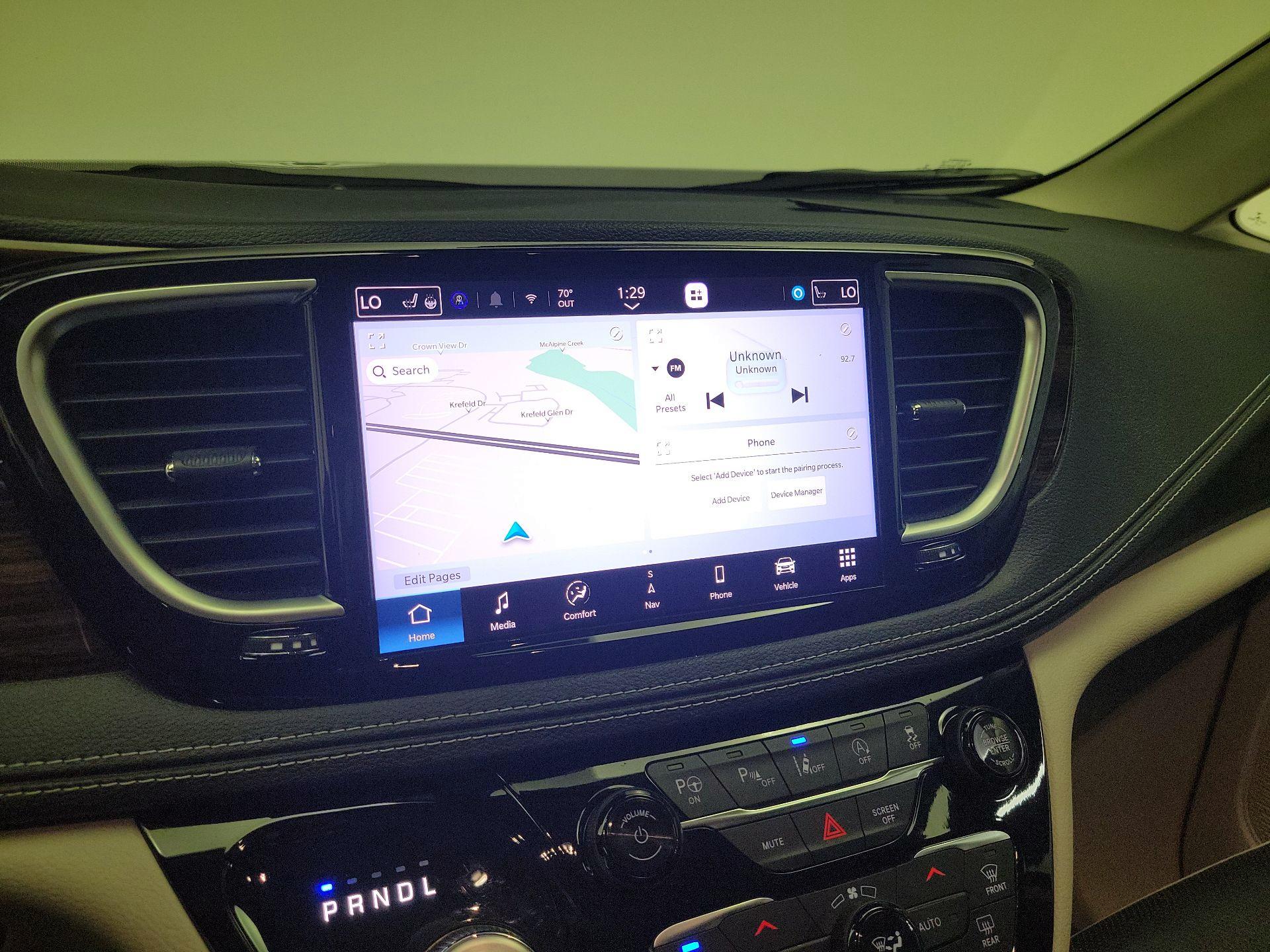 Thumbnail: 2021 Chrysler Pacifica - 16