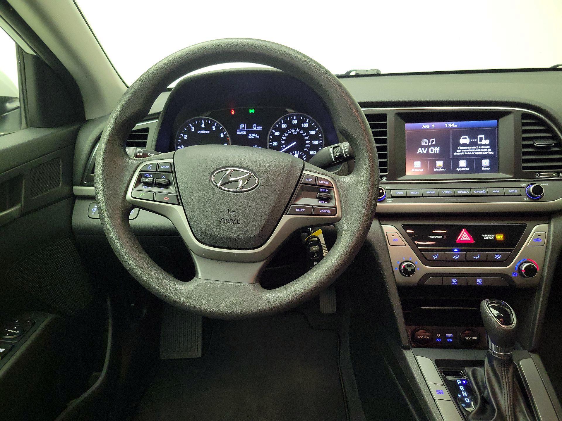 Thumbnail: 2018 Hyundai Elantra - 10