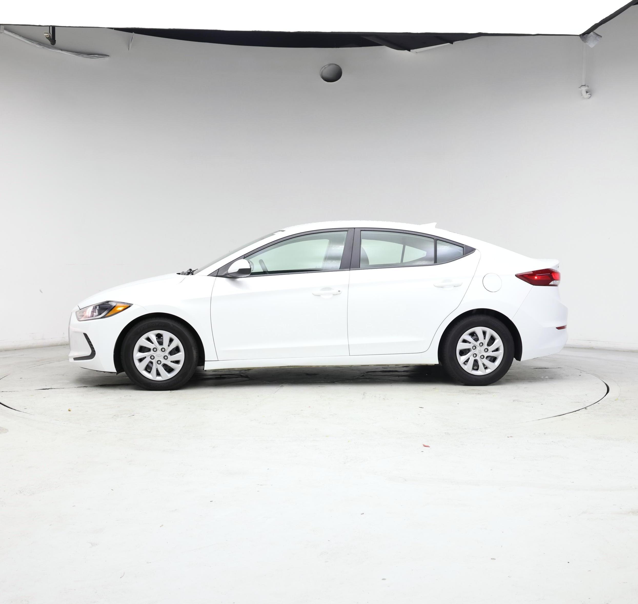 Thumbnail: 2018 Hyundai Elantra - 3