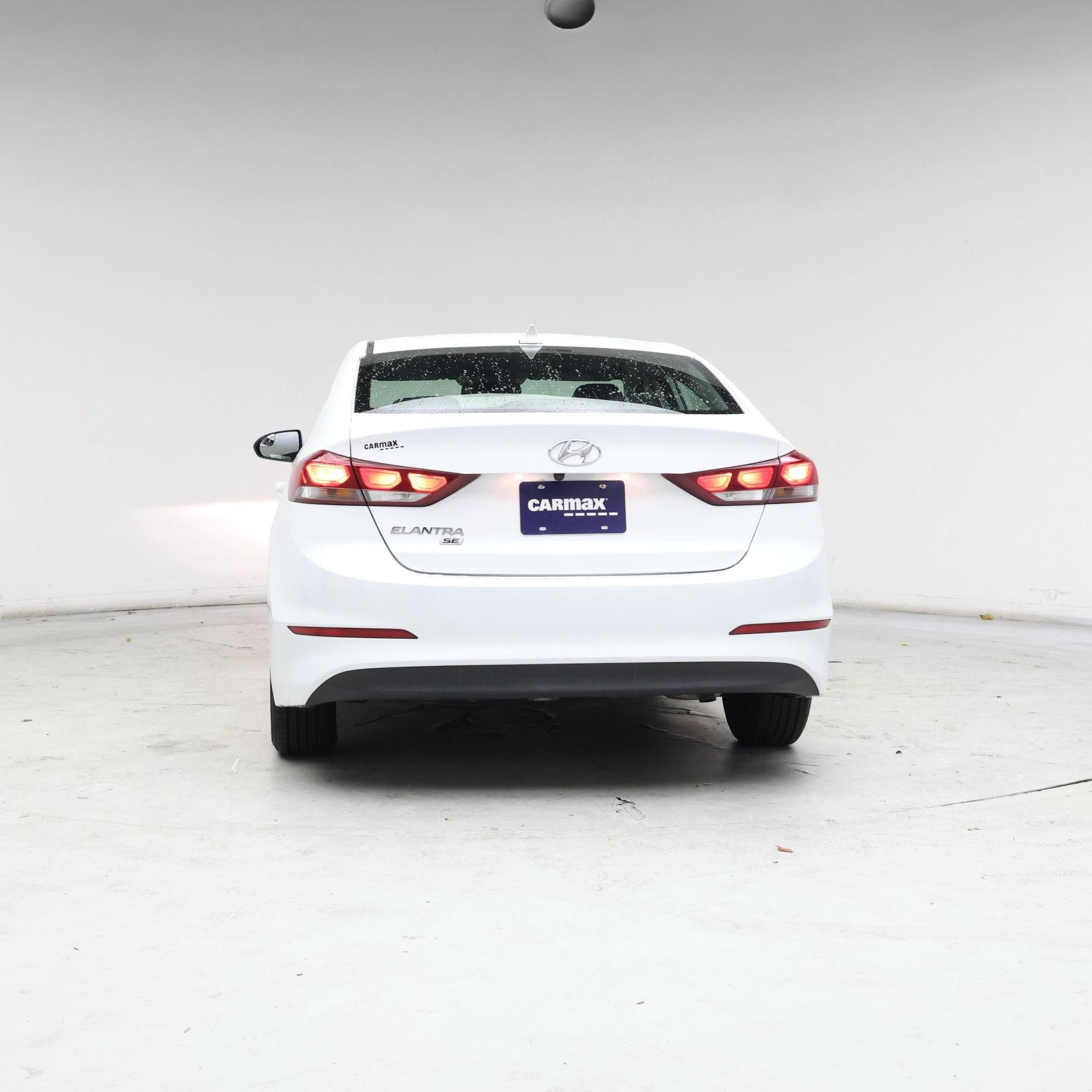 Thumbnail: 2018 Hyundai Elantra - 6