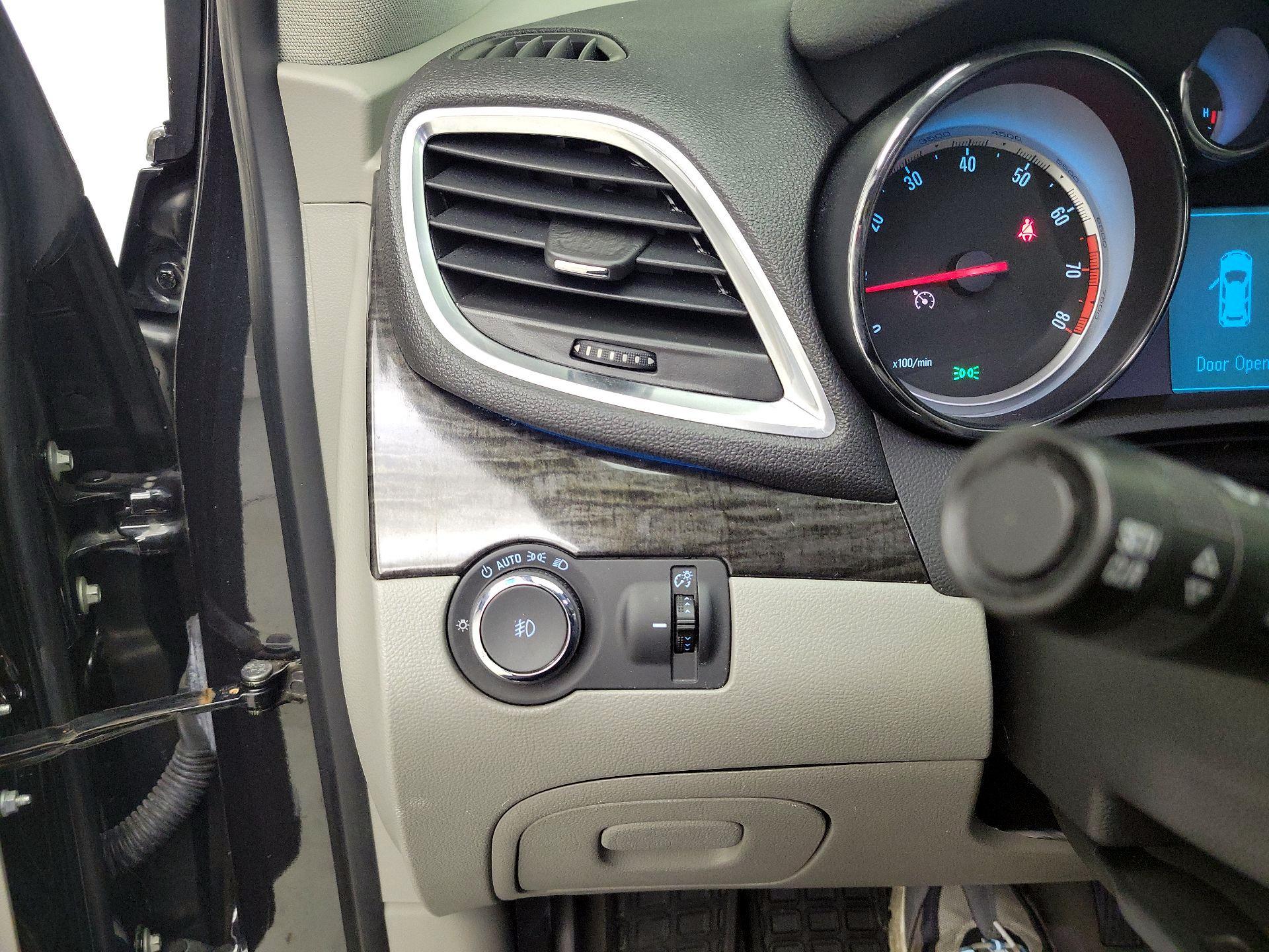 Thumbnail: 2016 Buick Encore - 13