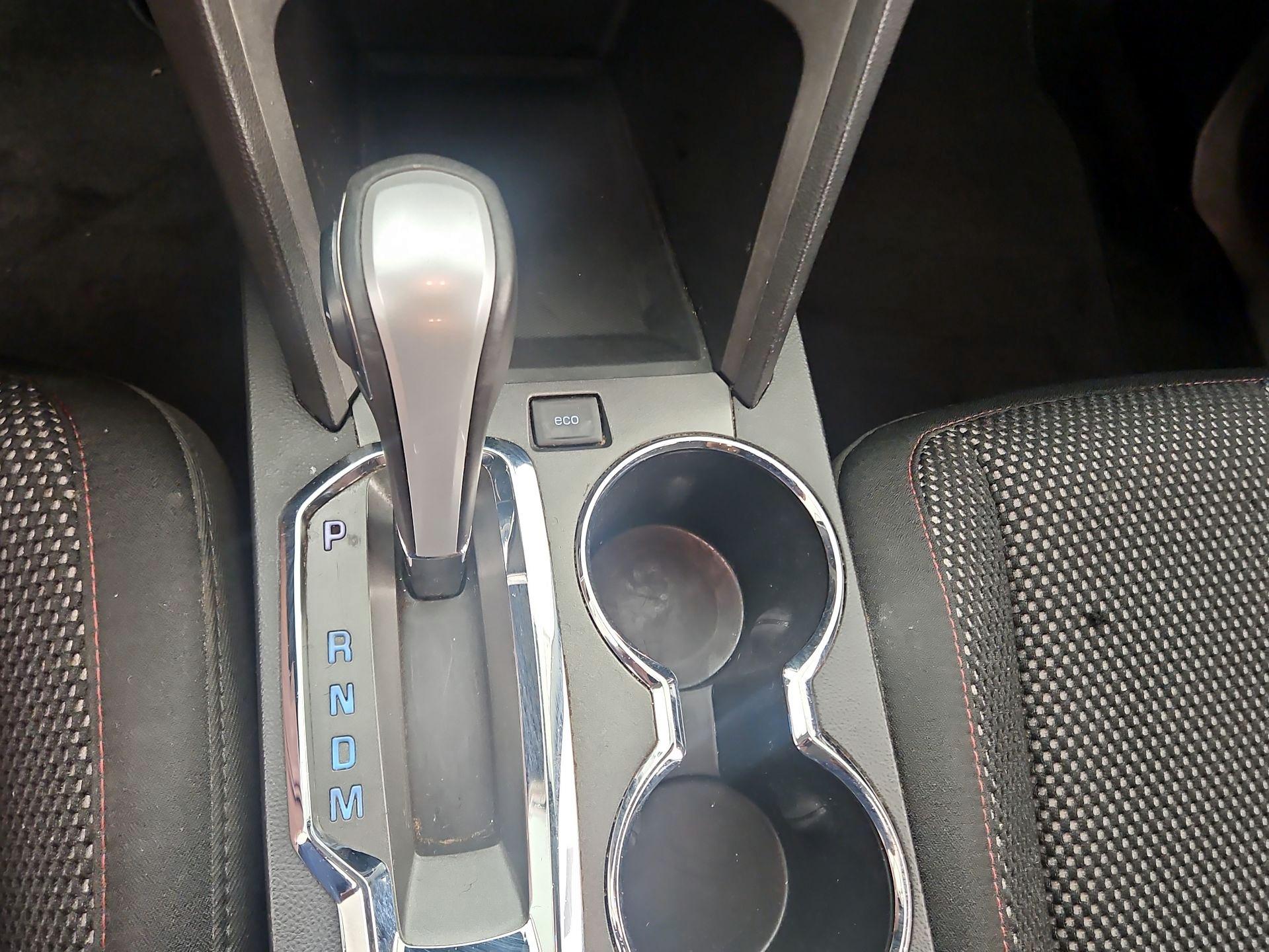 Thumbnail: 2015 Chevrolet Equinox - 17