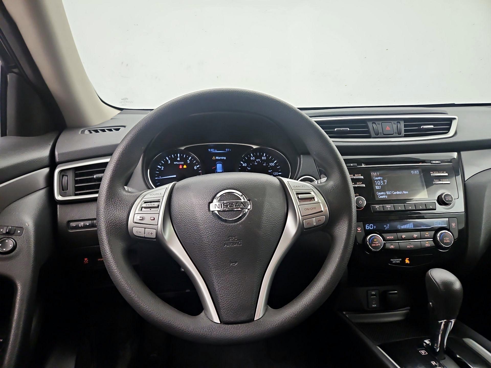 Thumbnail: 2014 Nissan Rogue - 10