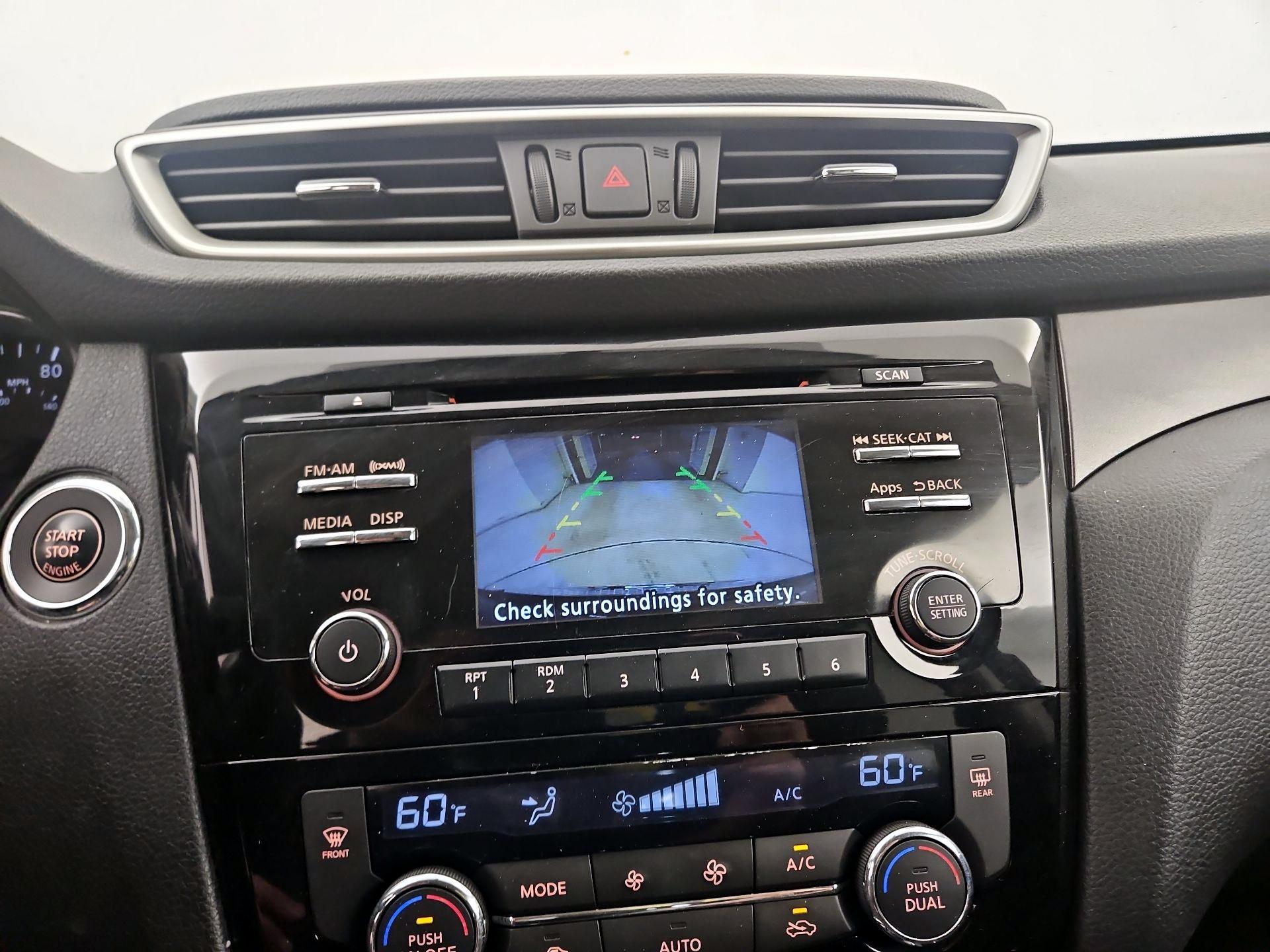 Thumbnail: 2014 Nissan Rogue - 14
