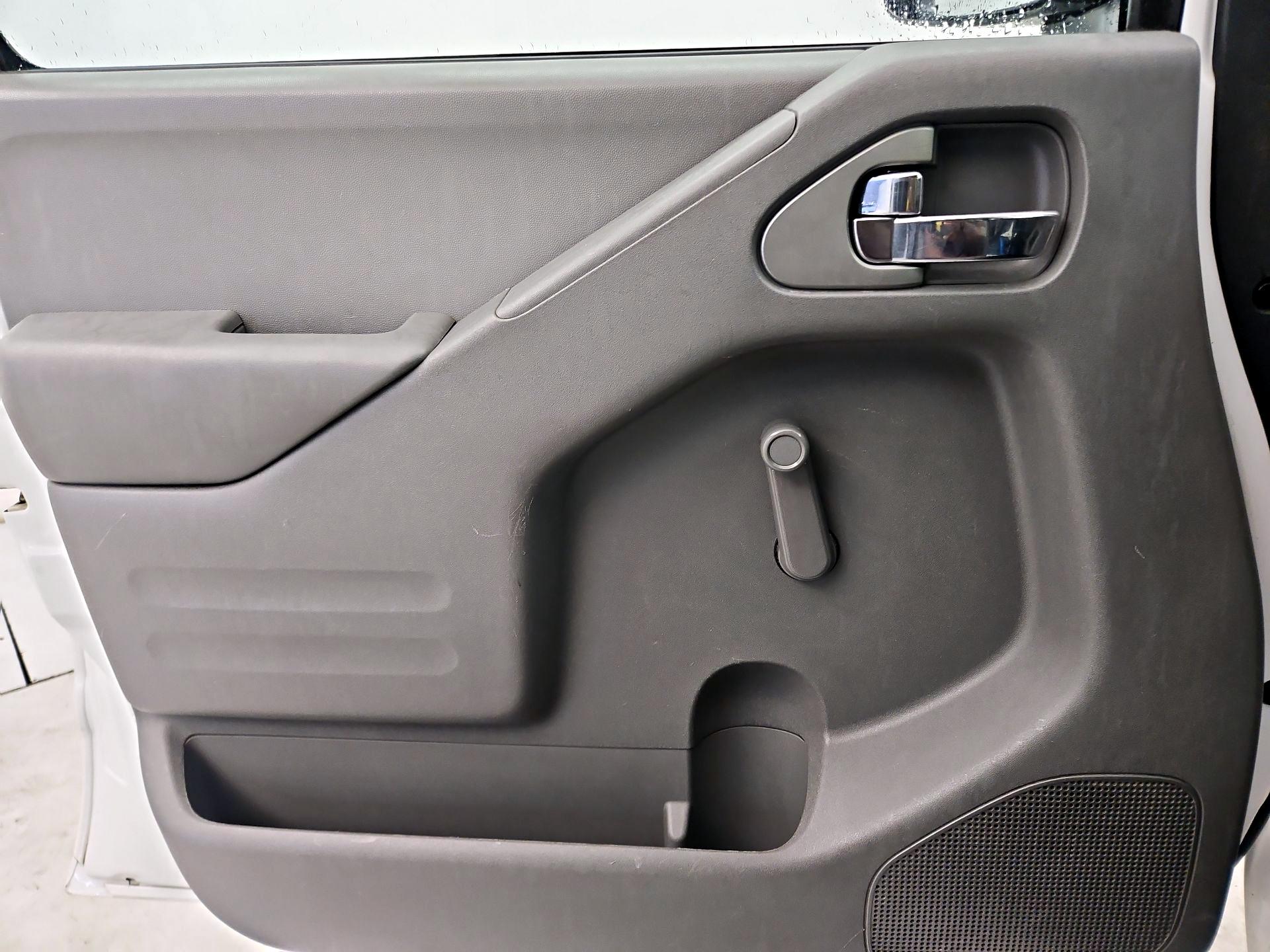 Thumbnail: 2017 Nissan Frontier - 12