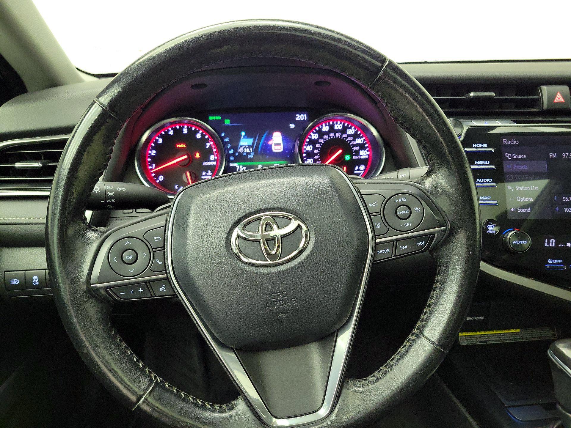 Thumbnail: 2019 Toyota Camry - 10